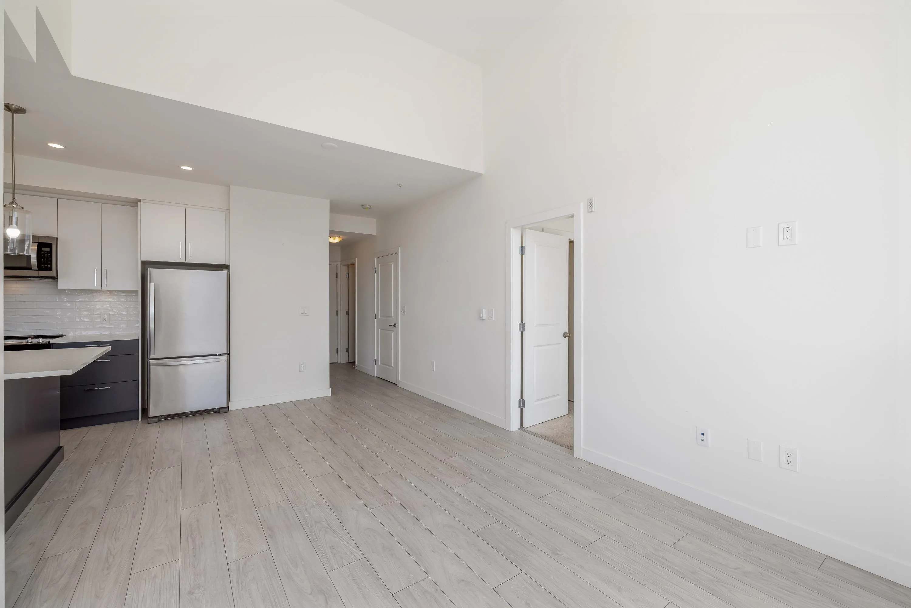B618 20834 80 Avenue