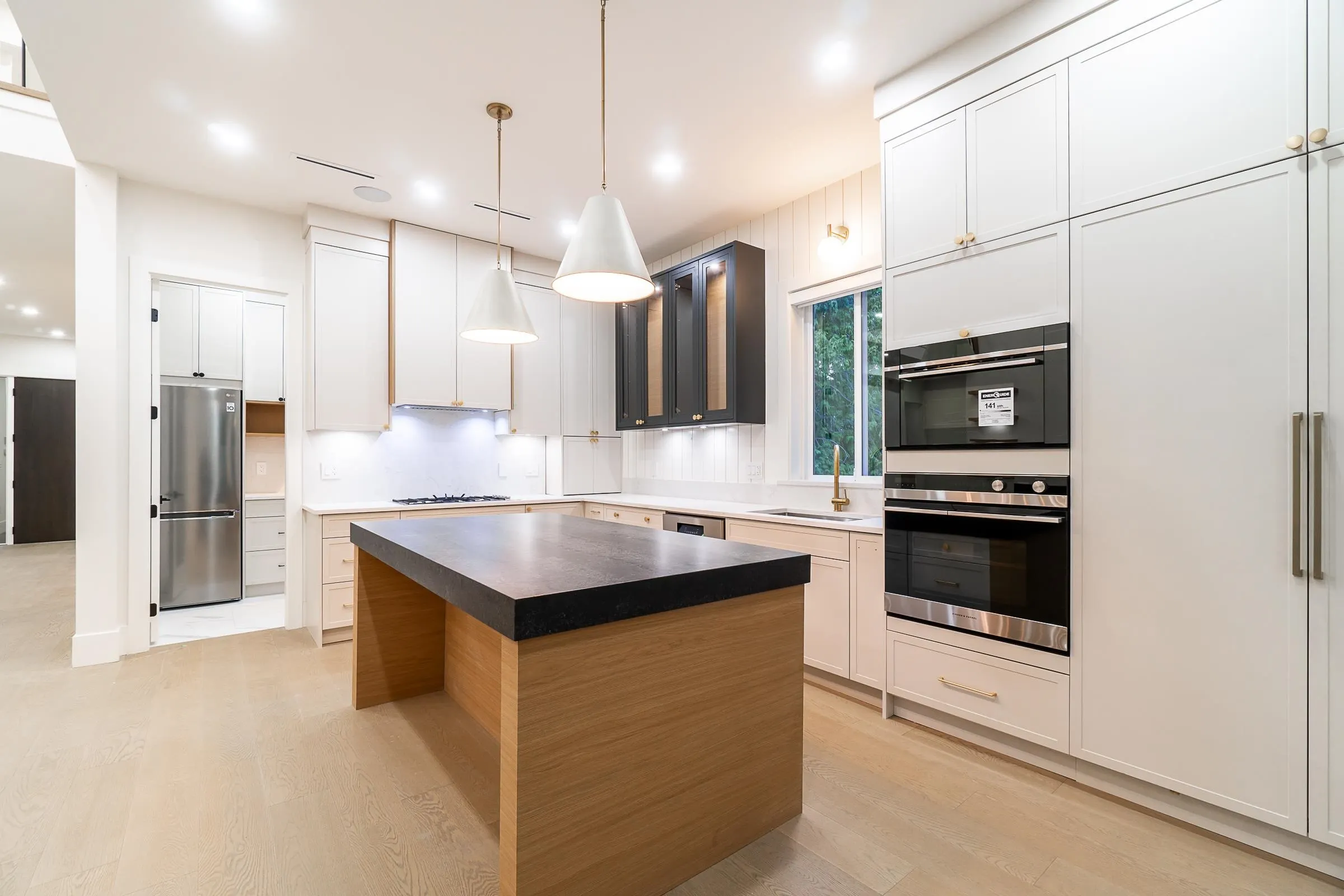 882 English Bluff Road