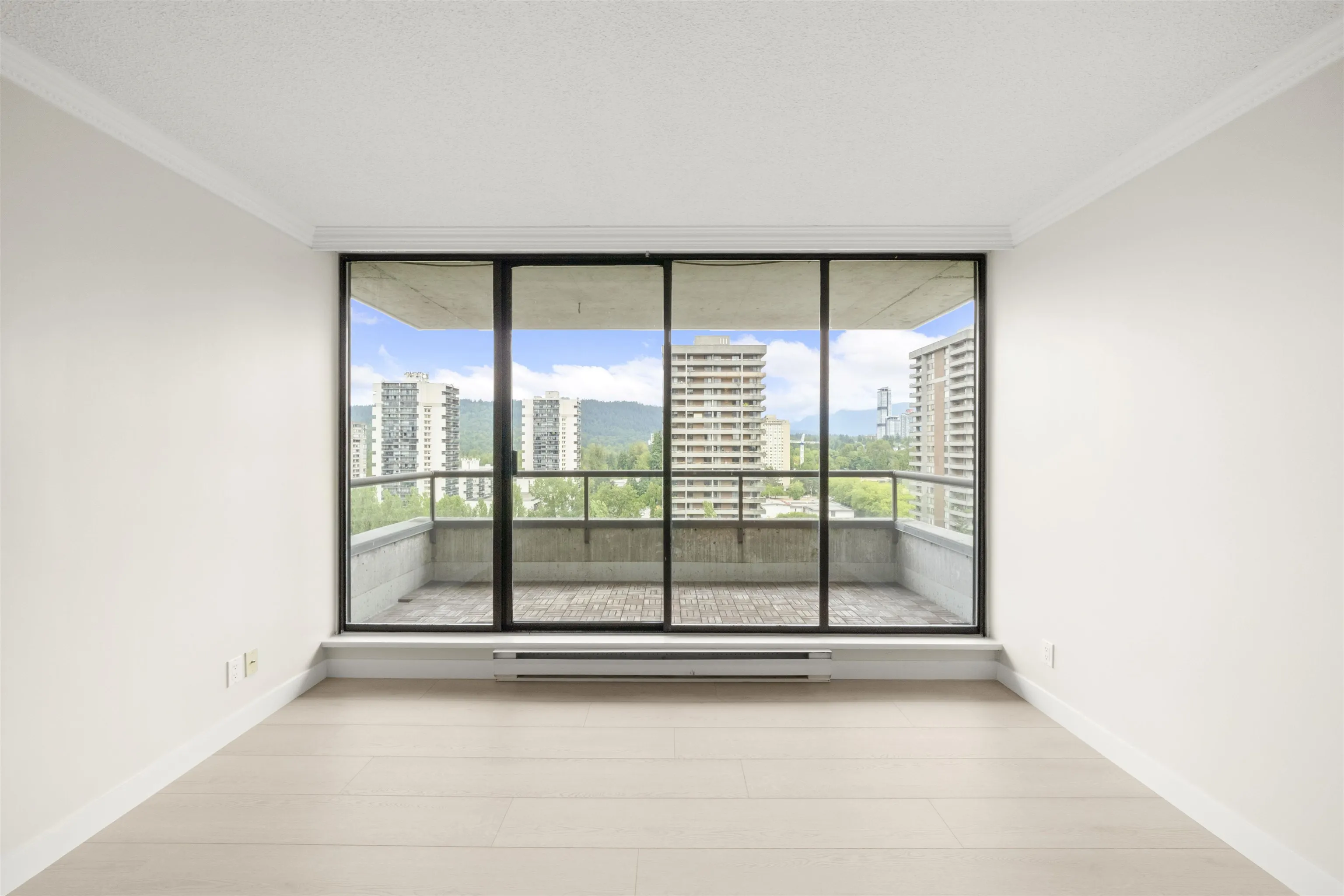 1807 3970 Carrigan Crescent