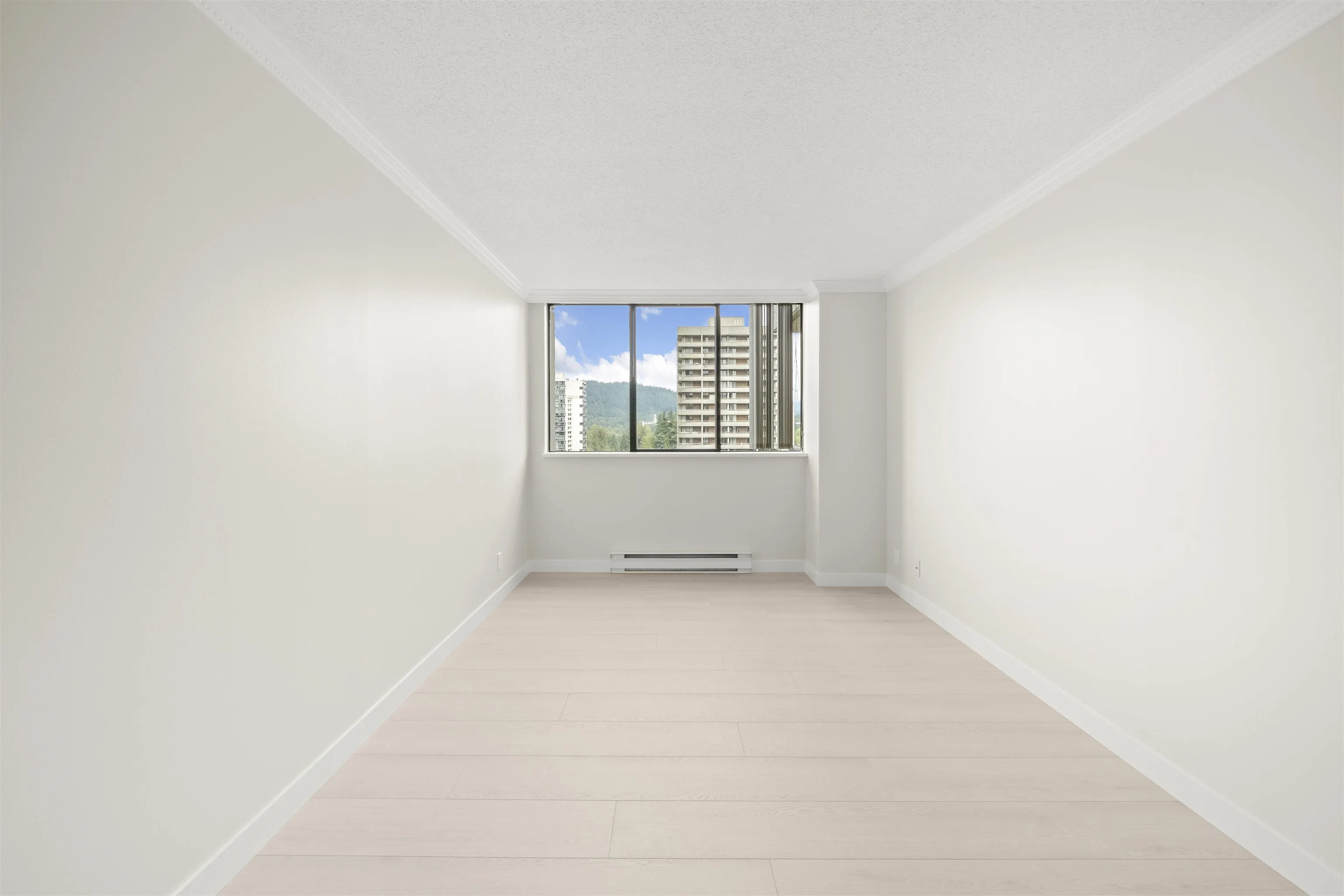 1807 3970 Carrigan Crescent