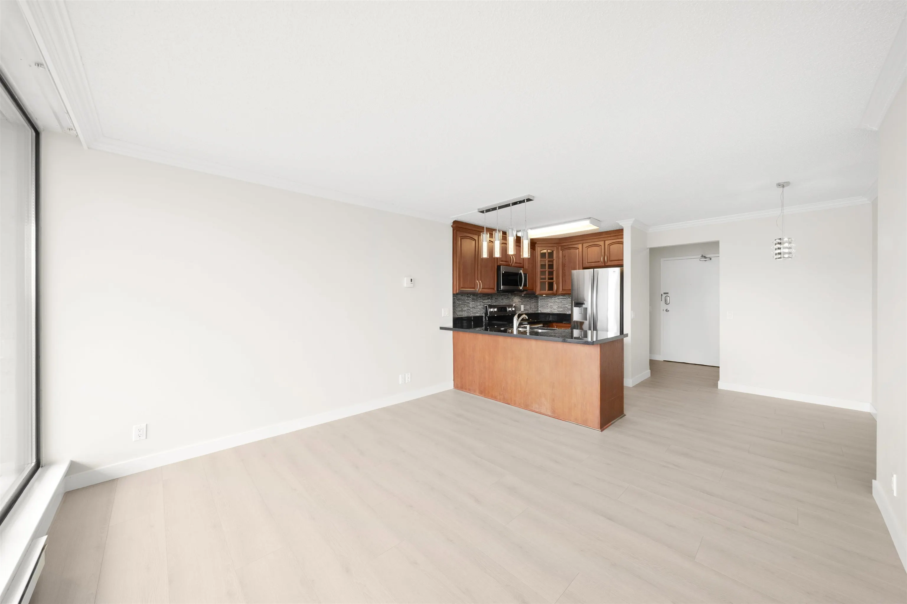 1807 3970 Carrigan Crescent