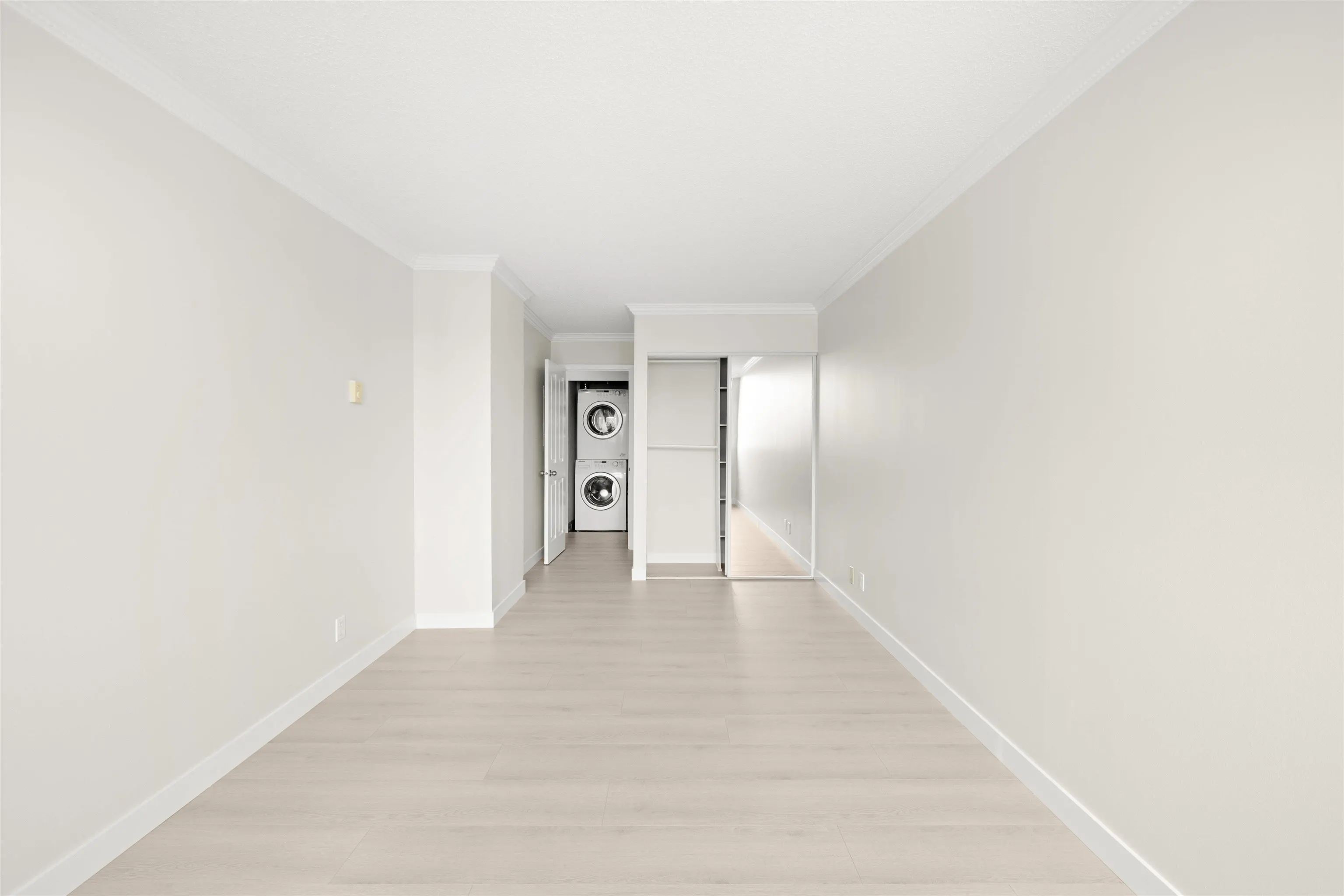 1807 3970 Carrigan Crescent