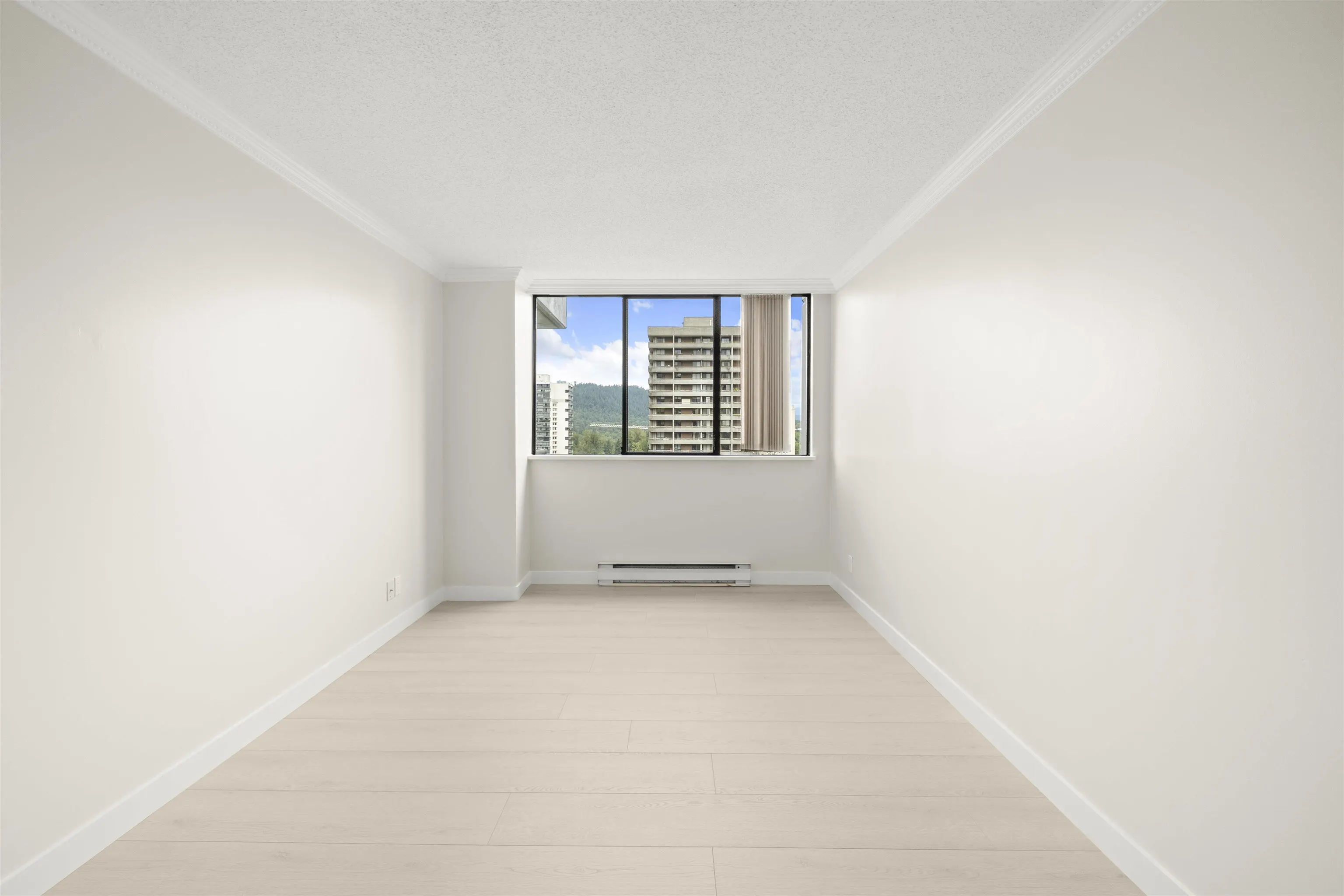 1807 3970 Carrigan Crescent