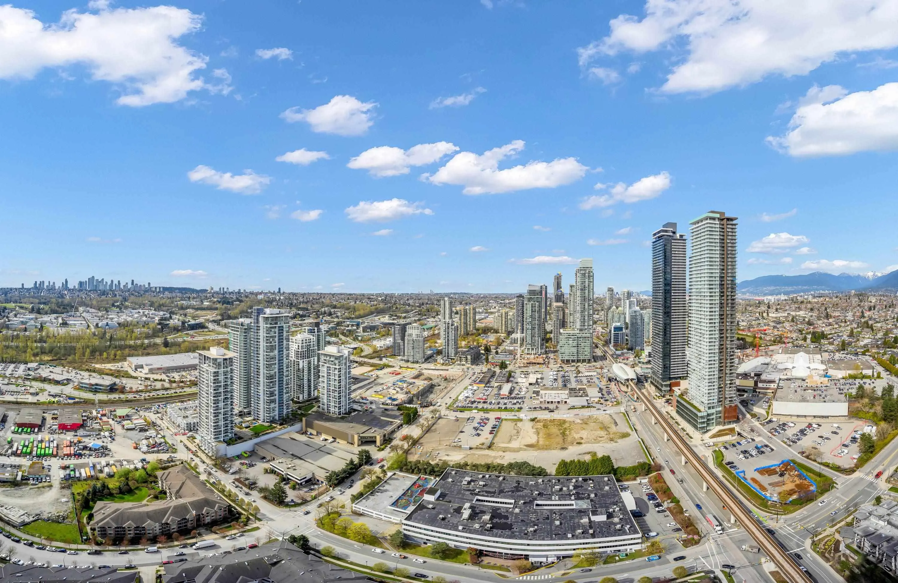 4202 4720 Lougheed Highway