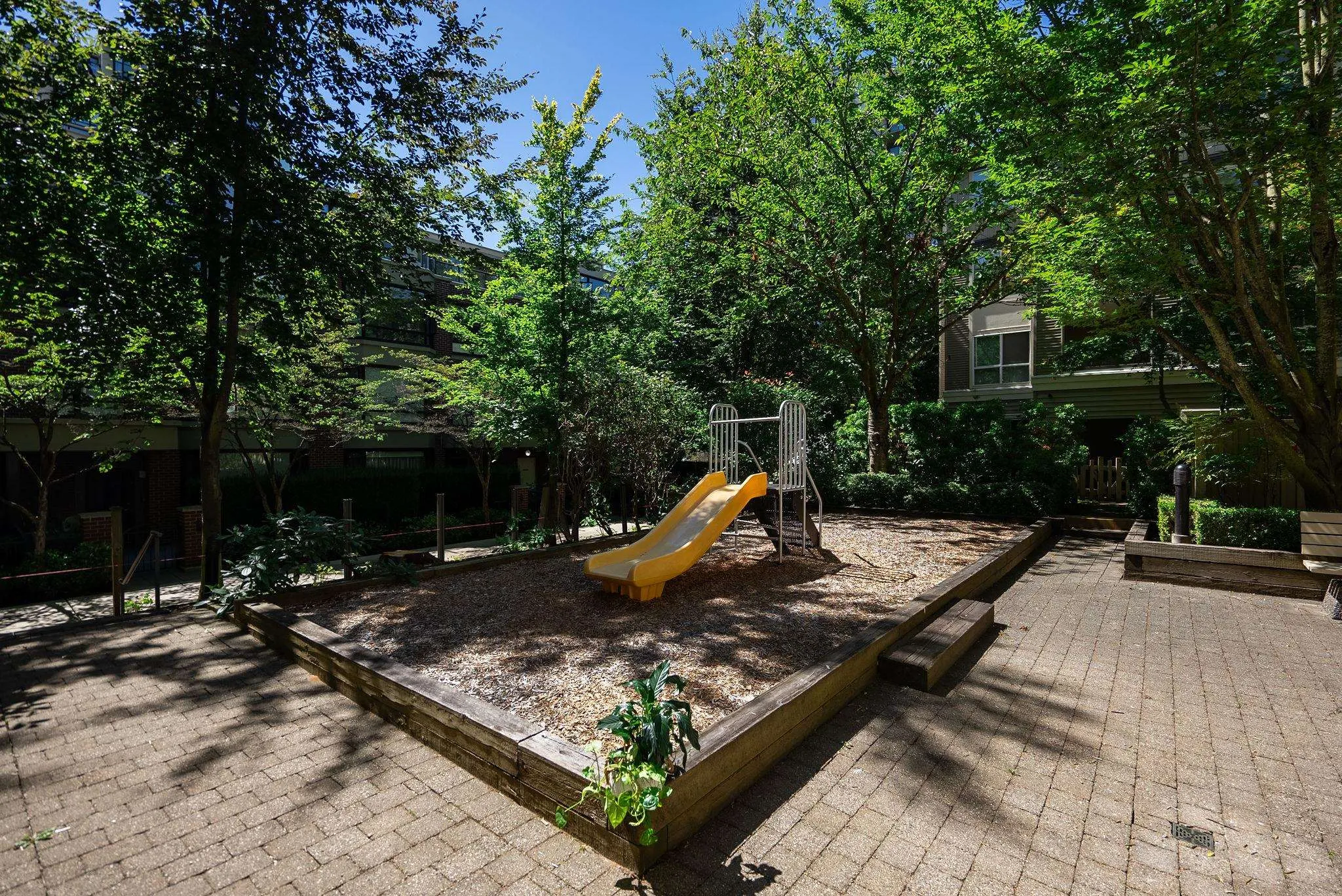 307 9200 Ferndale Road