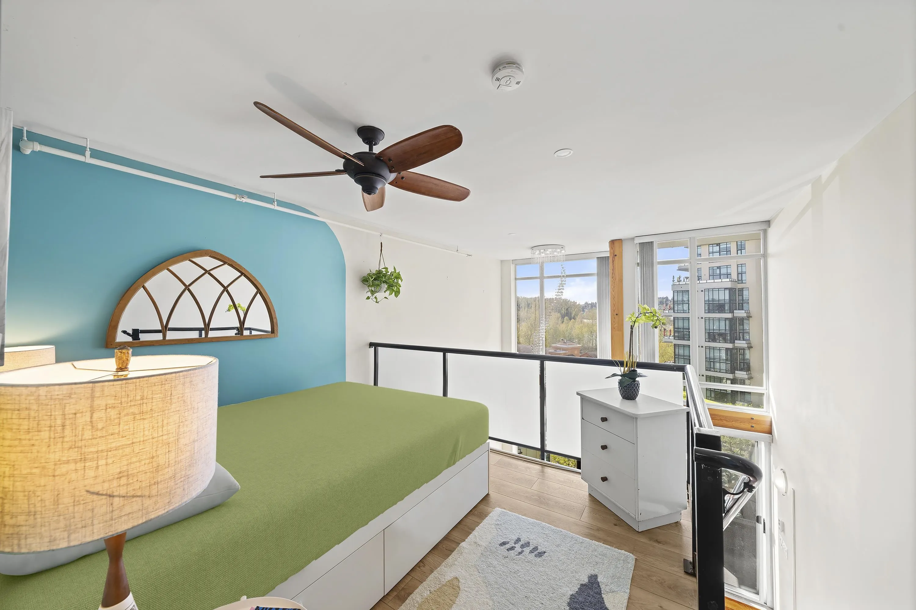 508 10 Renaissance Square