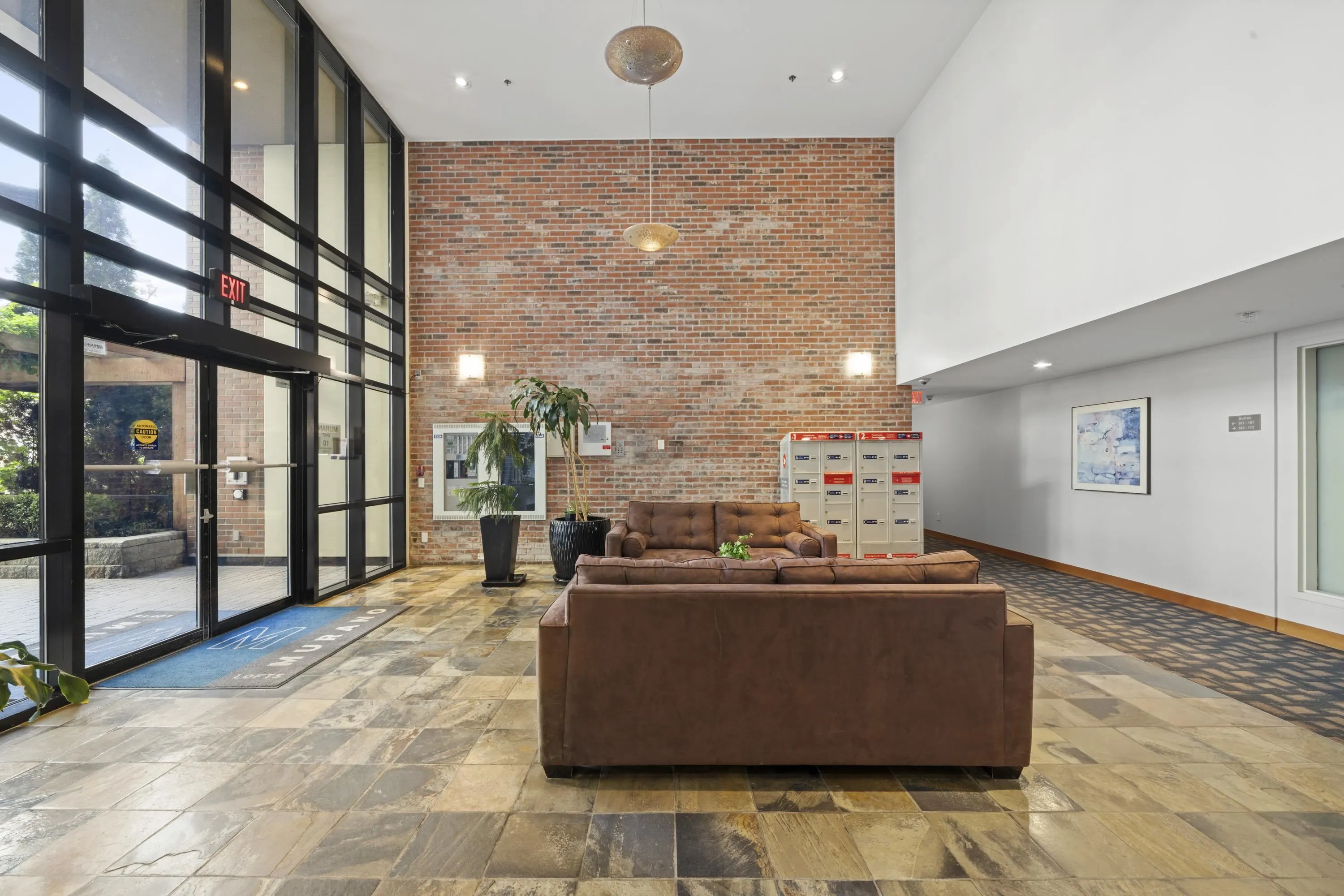 508 10 Renaissance Square