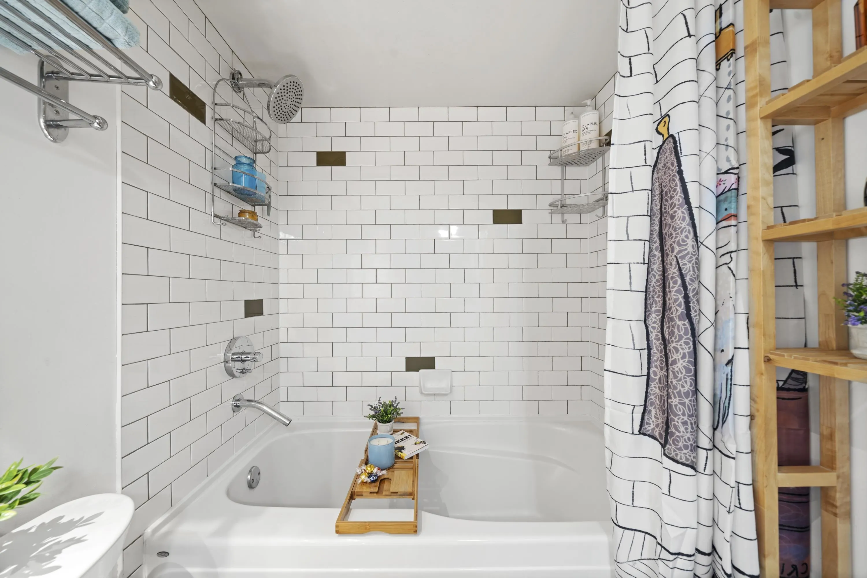 508 10 Renaissance Square