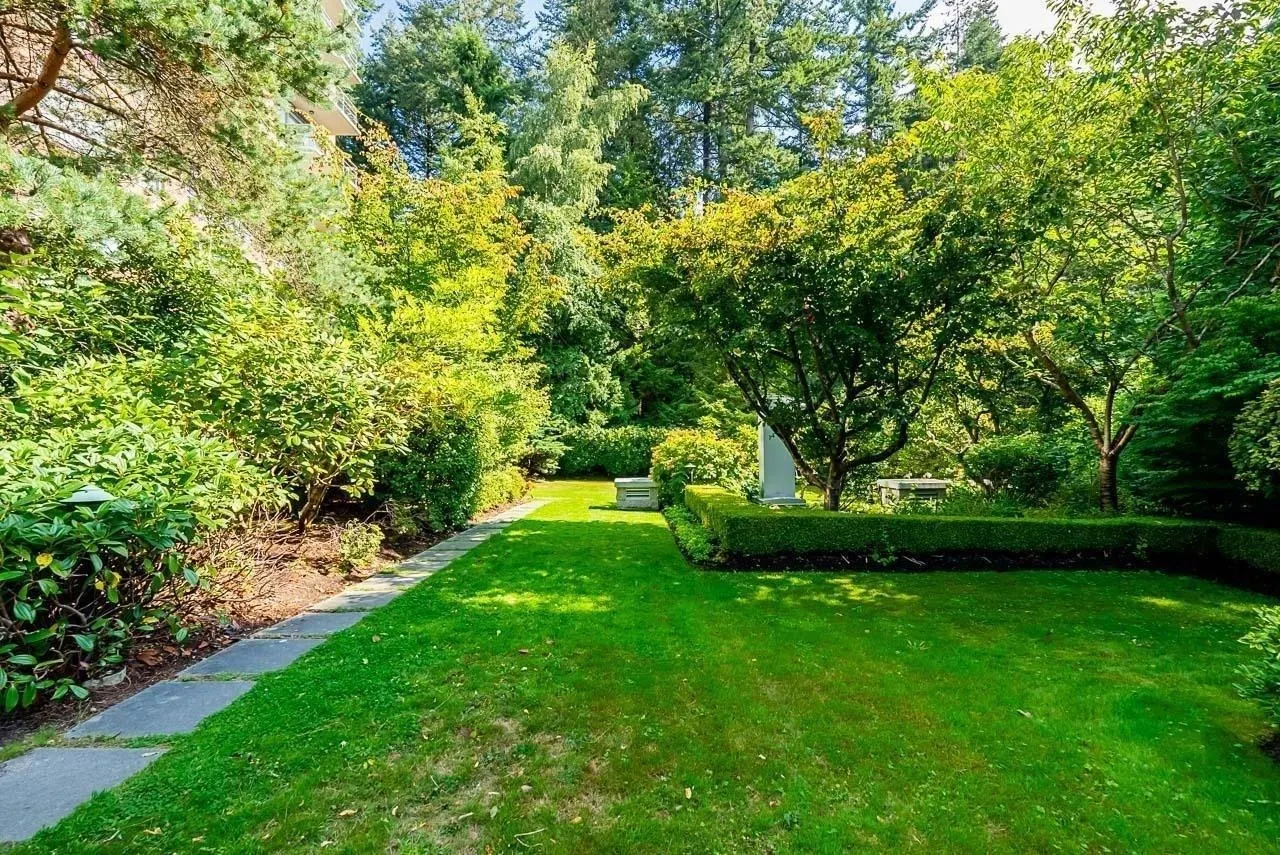 707 5639 Hampton Place