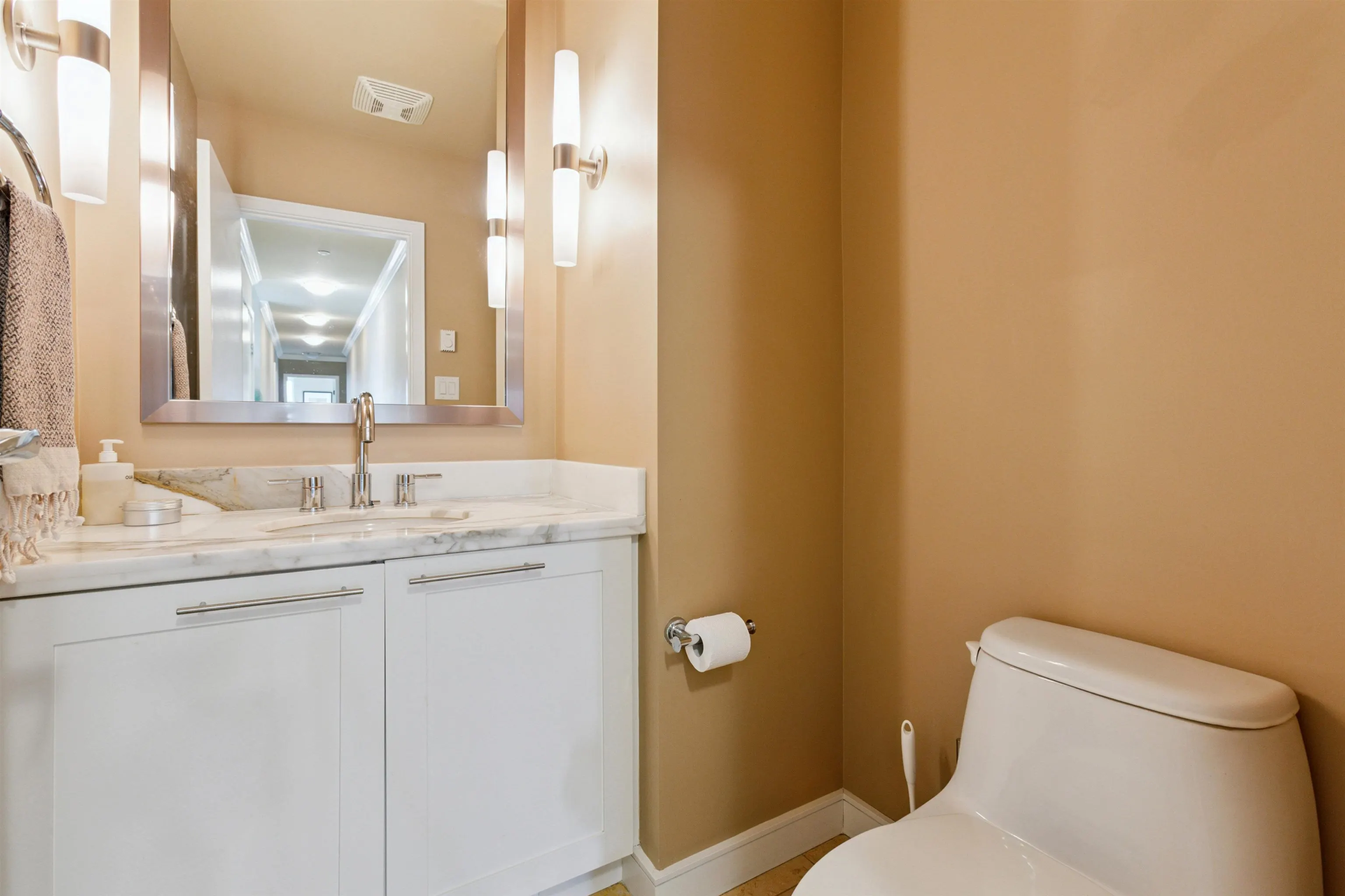 PH2501 1616 Bayshore Drive