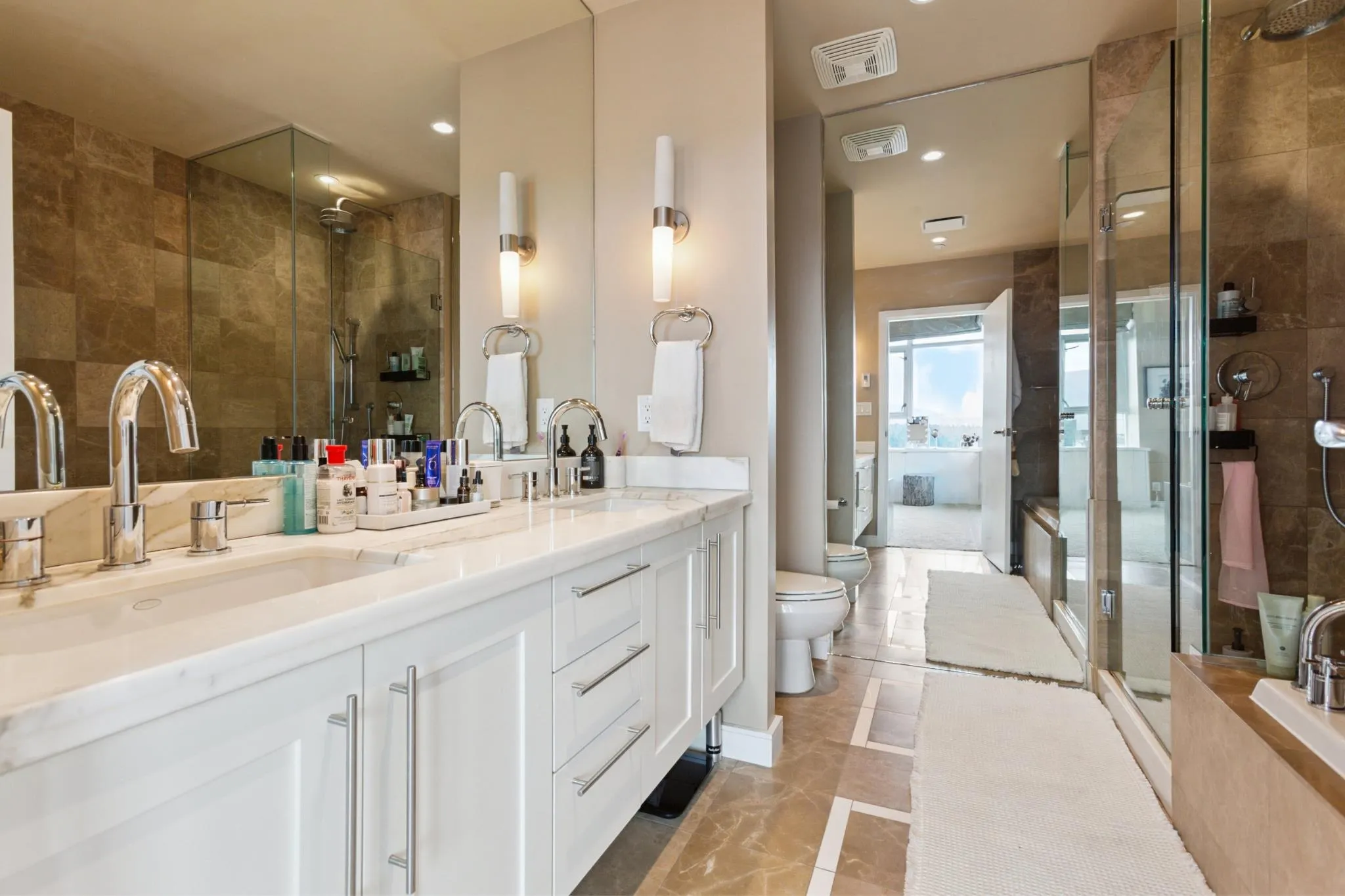 PH2501 1616 Bayshore Drive