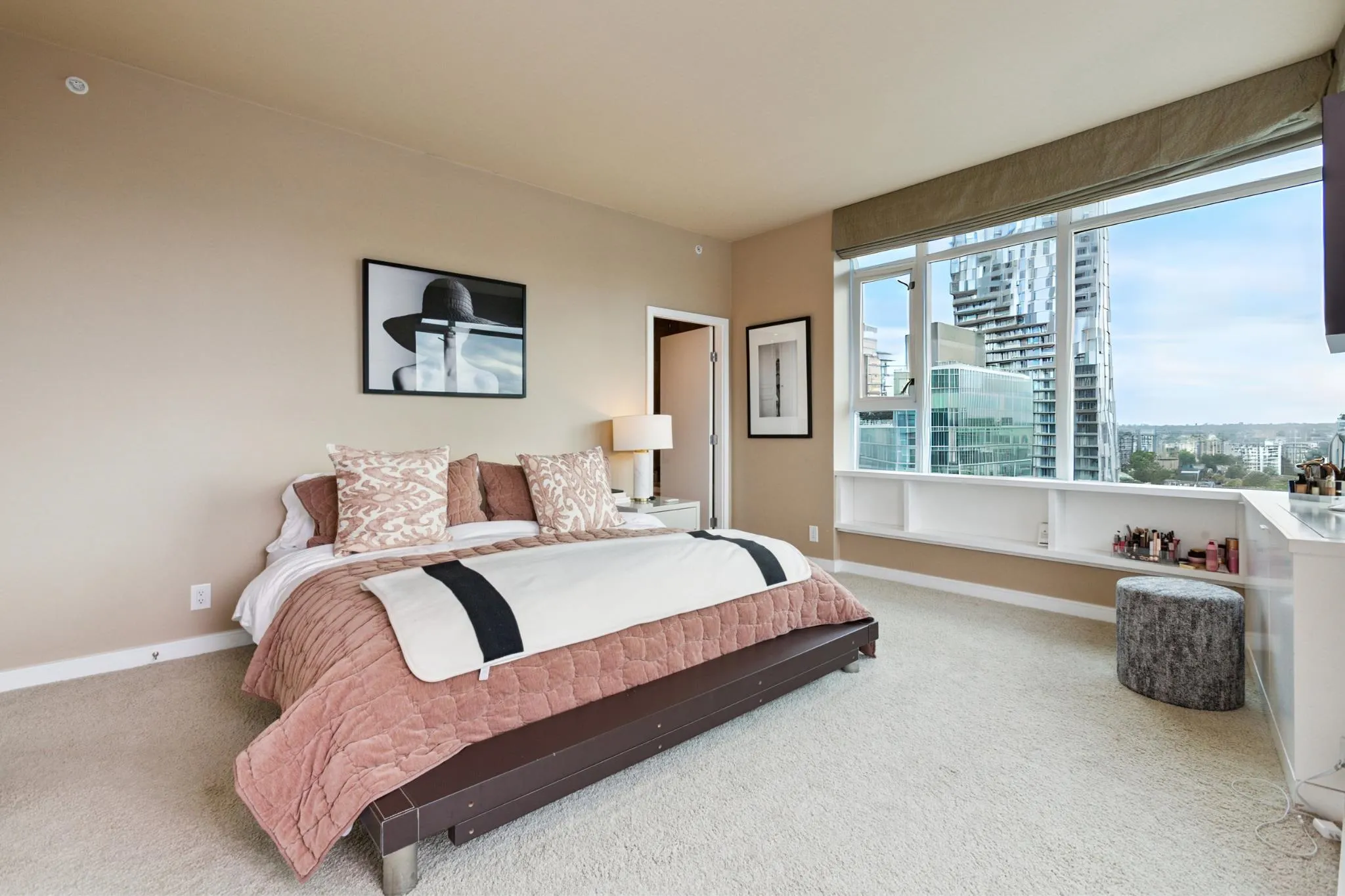 PH2501 1616 Bayshore Drive