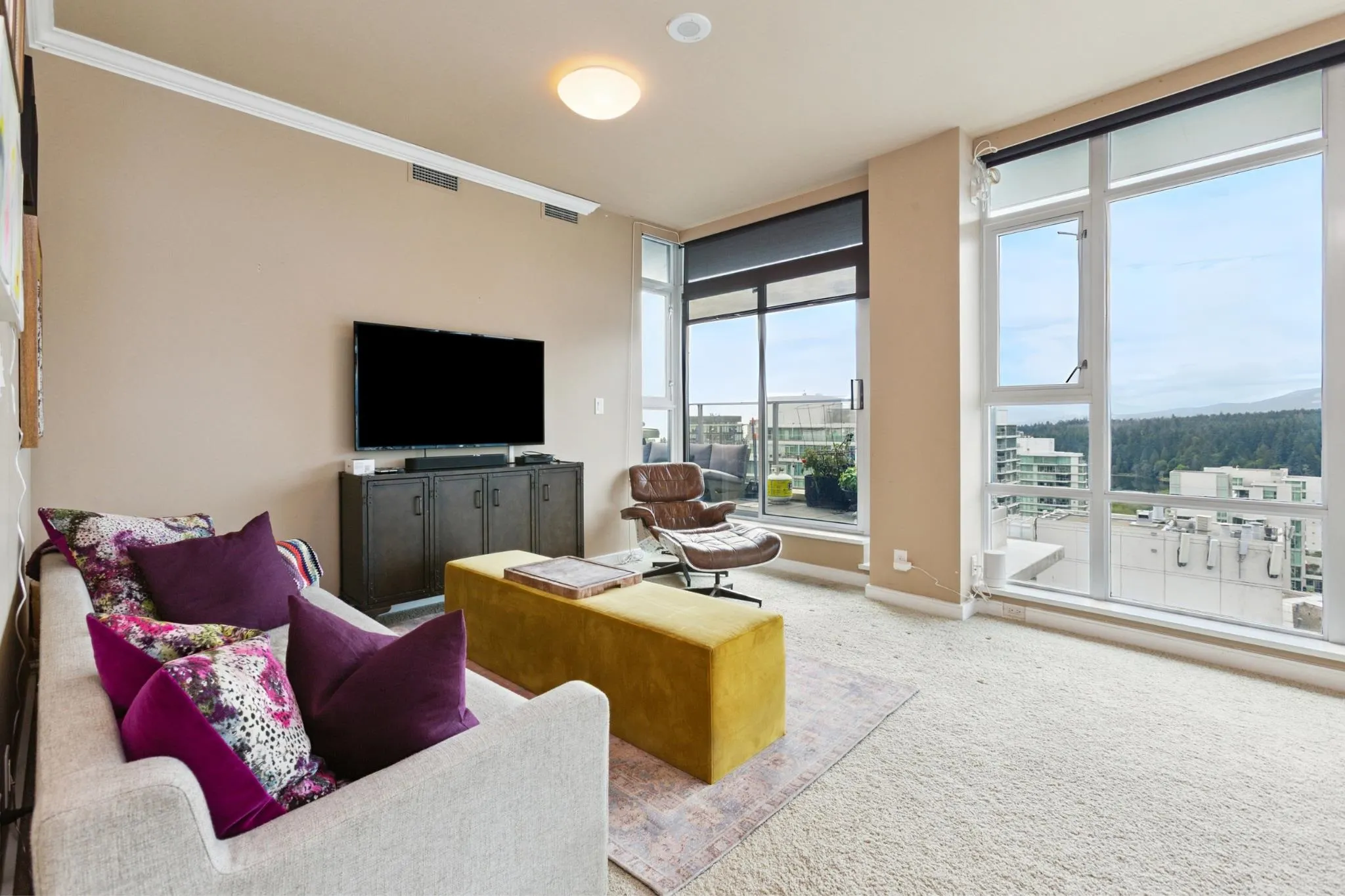 PH2501 1616 Bayshore Drive