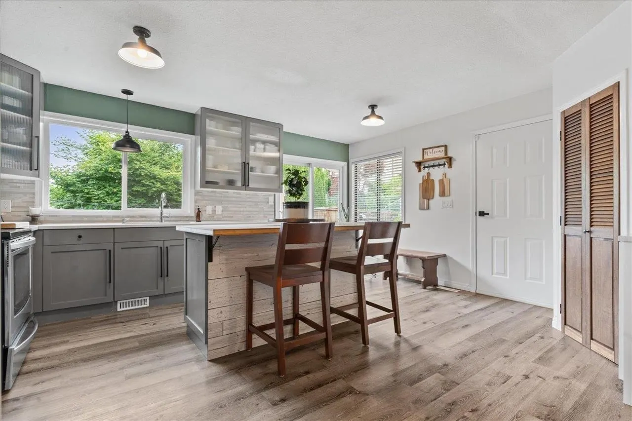 47500 Swallow Crescent