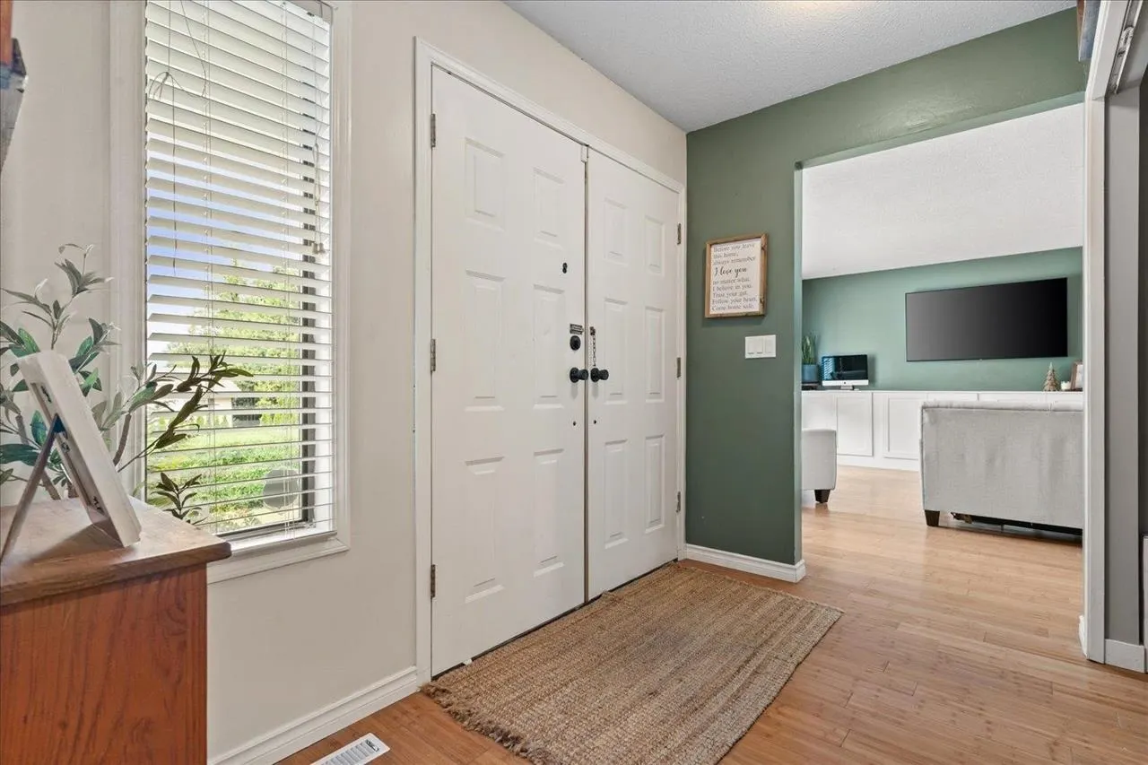47500 Swallow Crescent