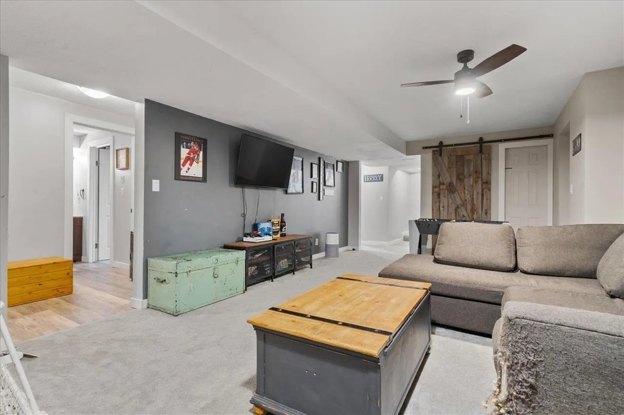 47500 Swallow Crescent