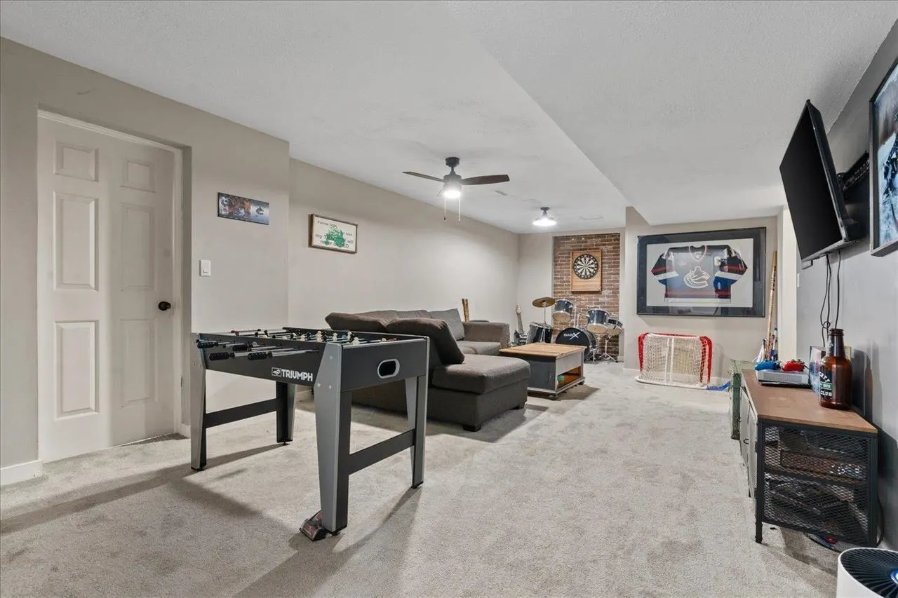 47500 Swallow Crescent