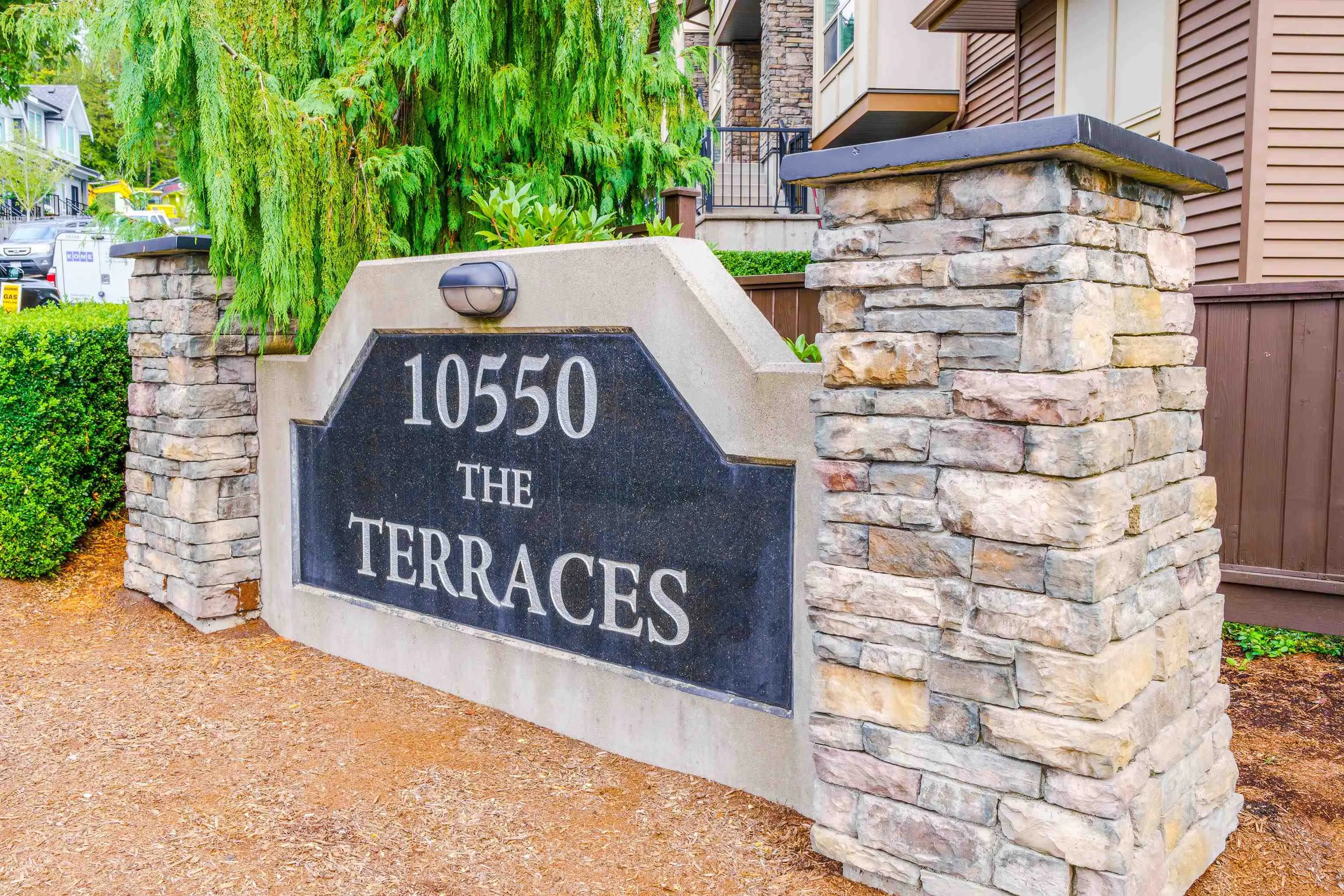 1 10550 248 Street
