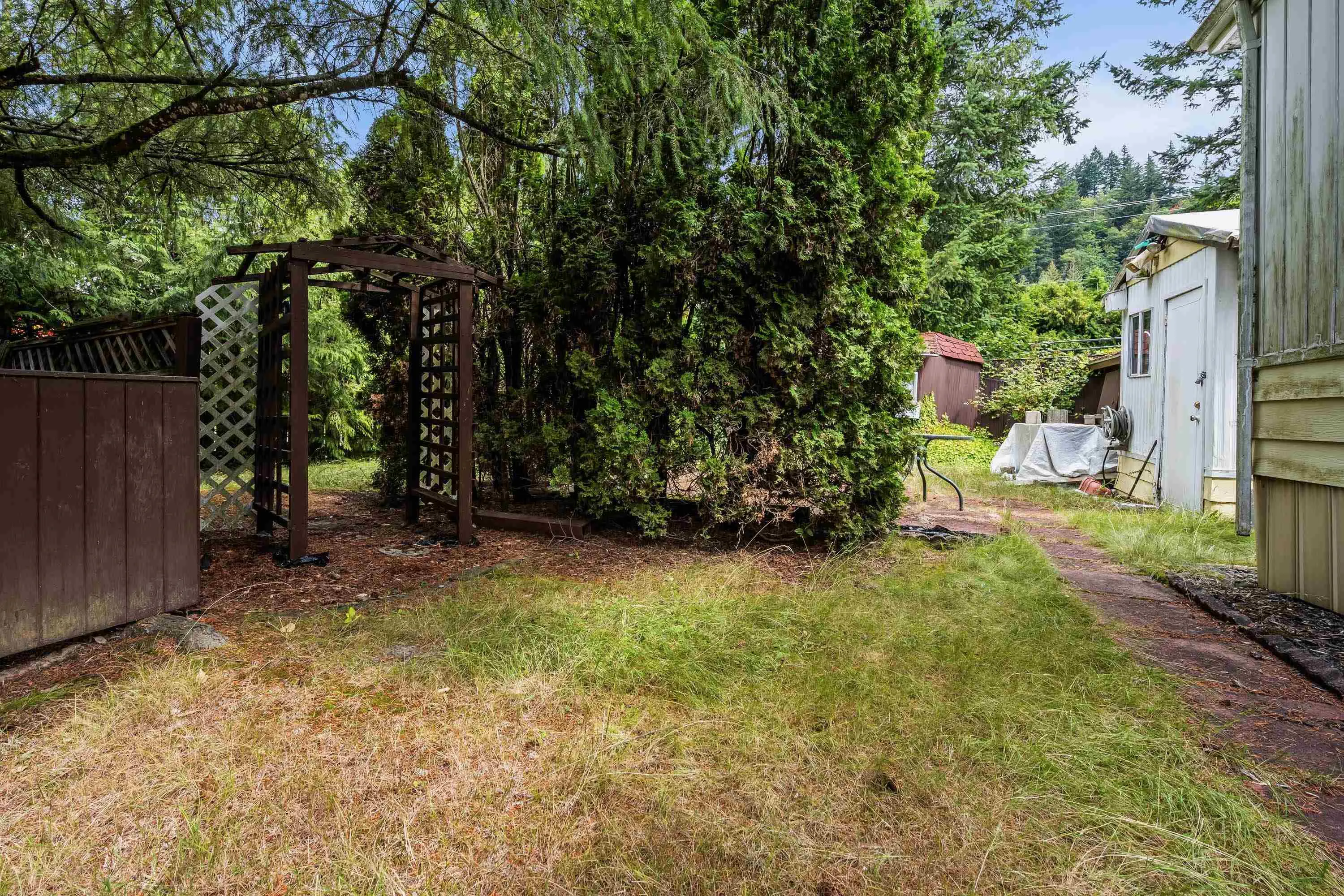 2 46484 Chilliwack Lake Road