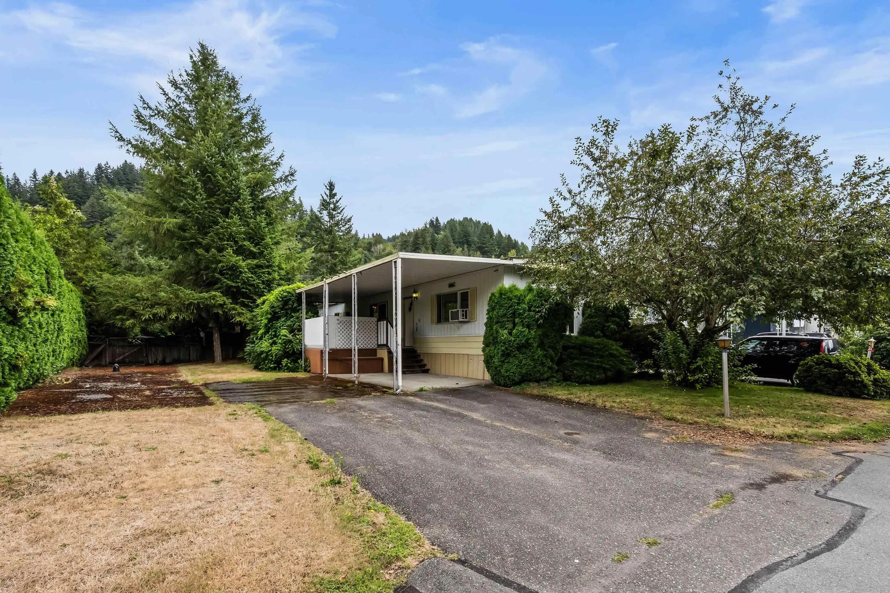2 46484 Chilliwack Lake Road