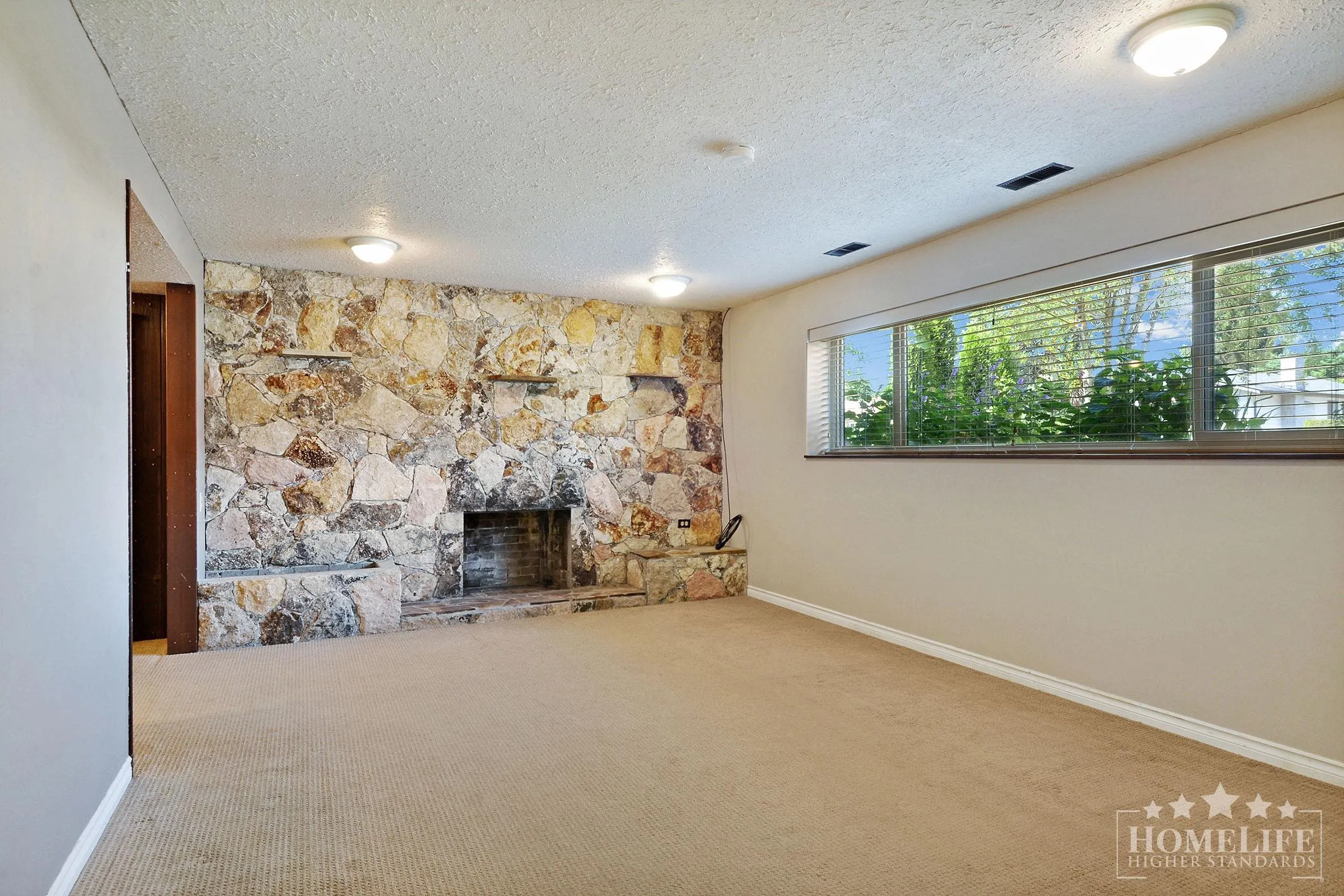 House 20260 47a Avenue