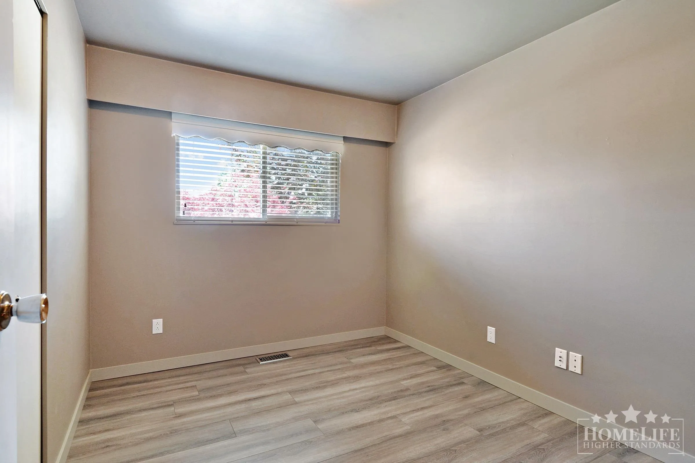 House 20260 47a Avenue