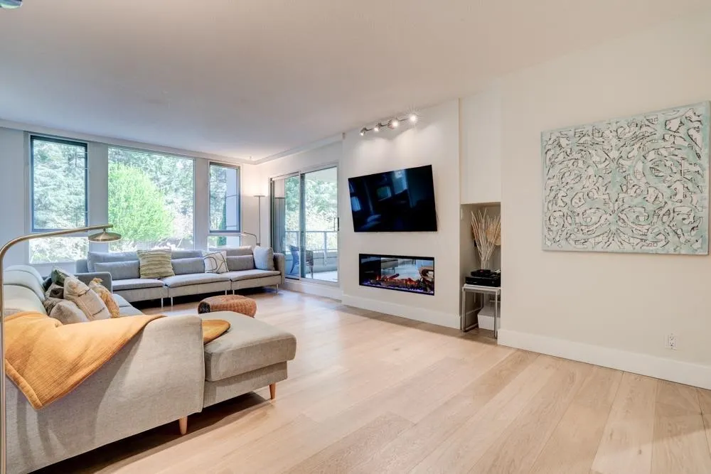 301 5775 Hampton Place