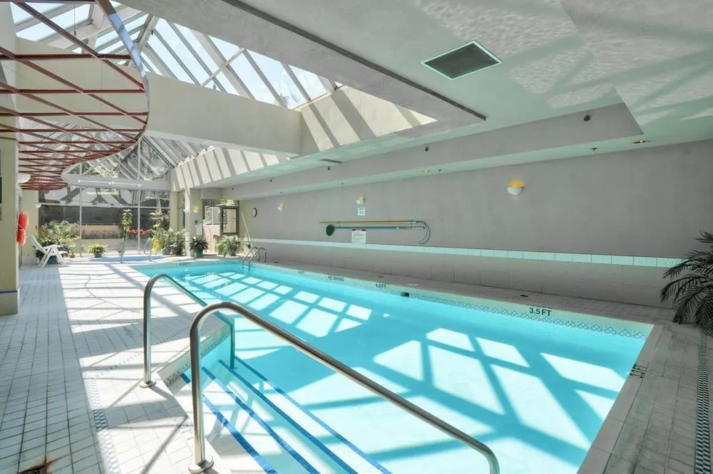 301 5775 Hampton Place