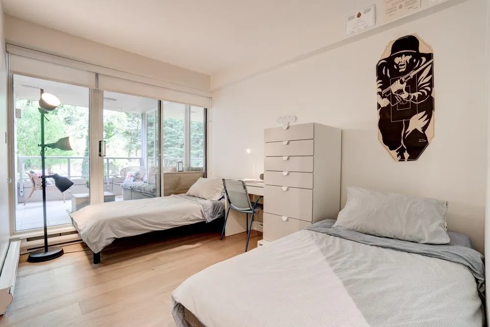 301 5775 Hampton Place