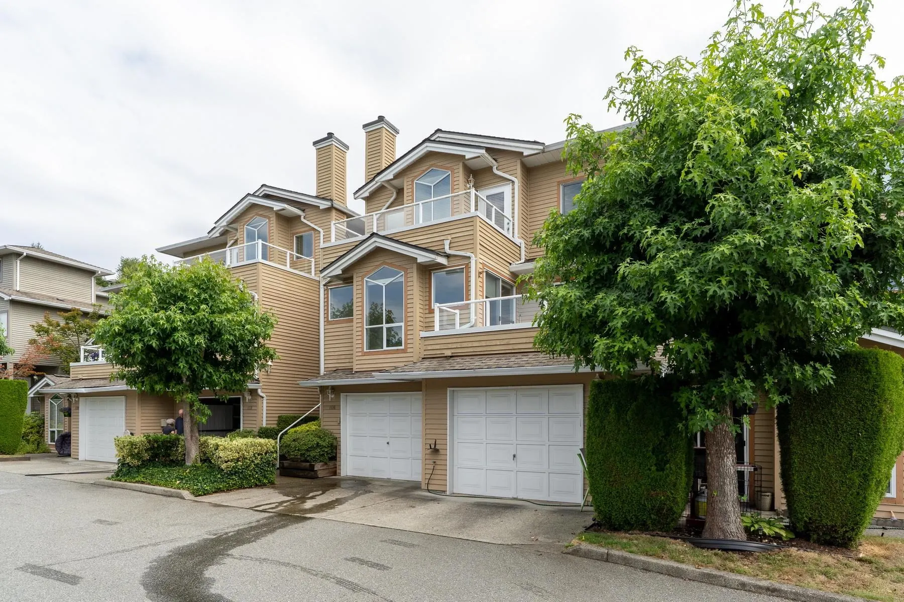 1116 O'flaherty Gate