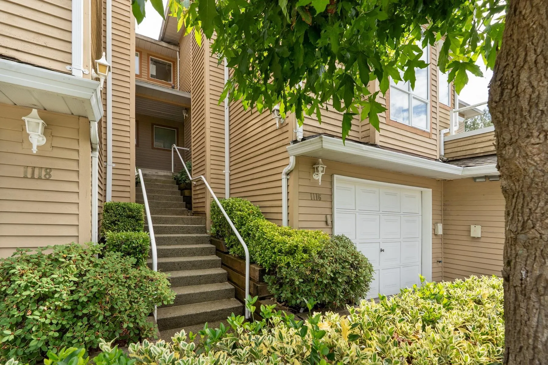 1116 O'flaherty Gate