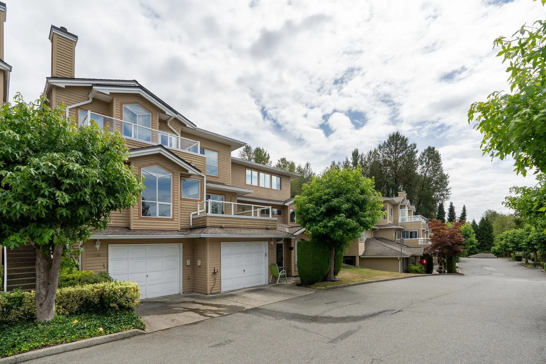 1116 O'flaherty Gate