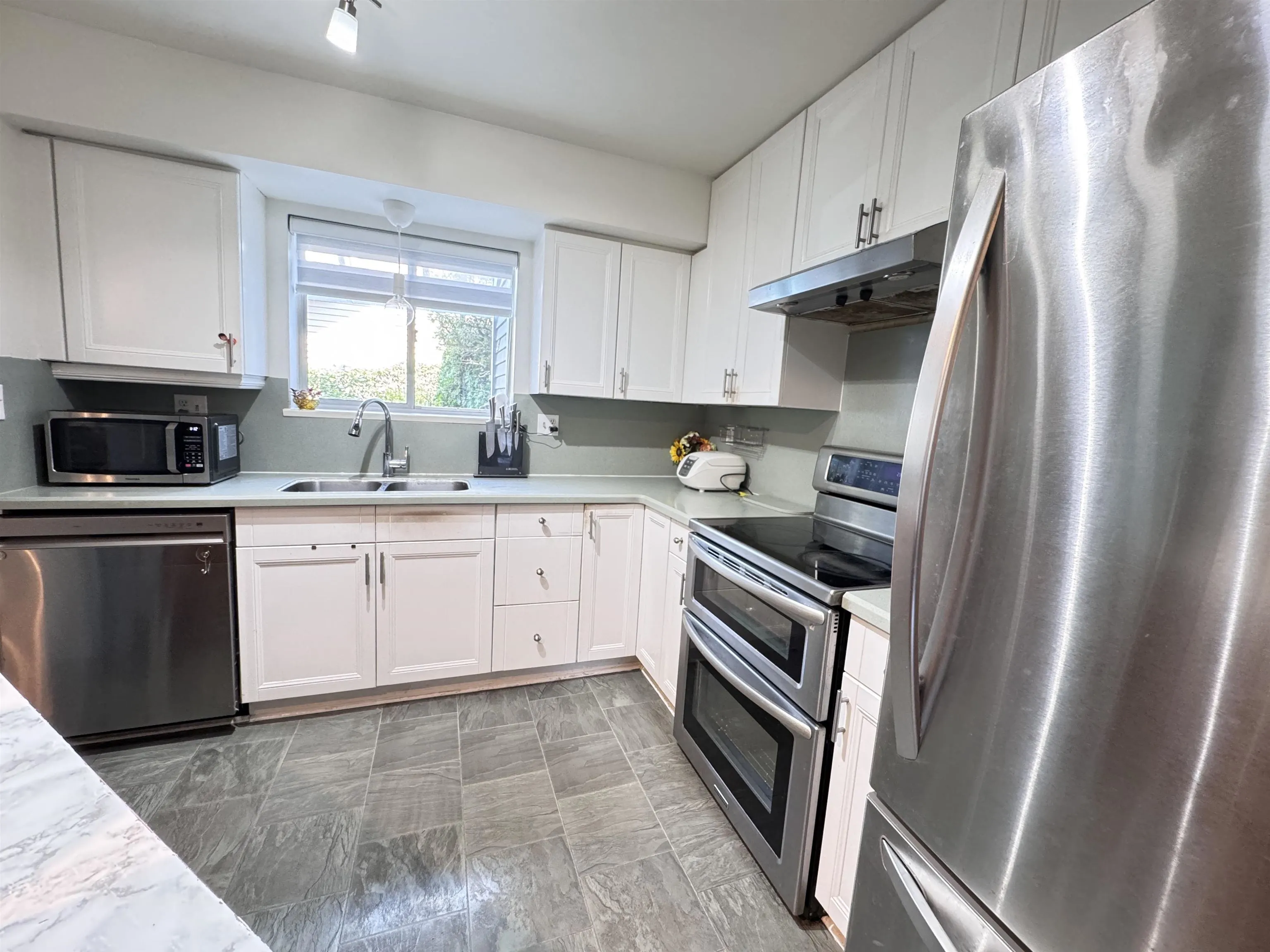 52 7400 Minoru Boulevard