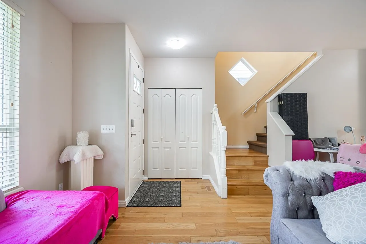 18456 65 Avenue