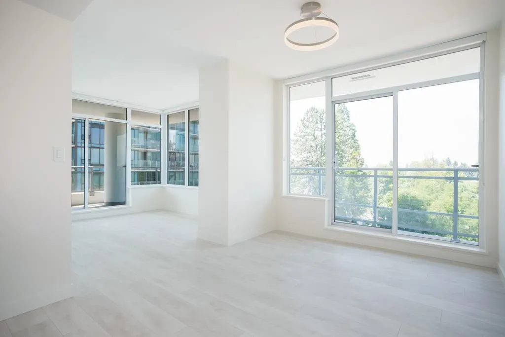 808 13318 104th Street