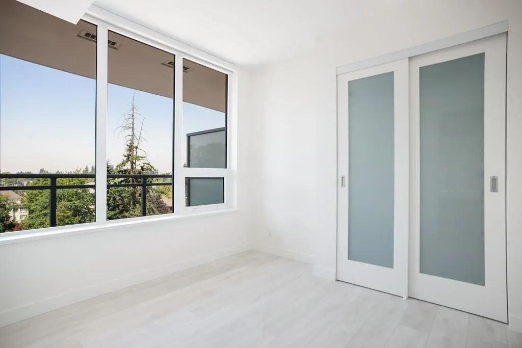 808 13318 104th Street