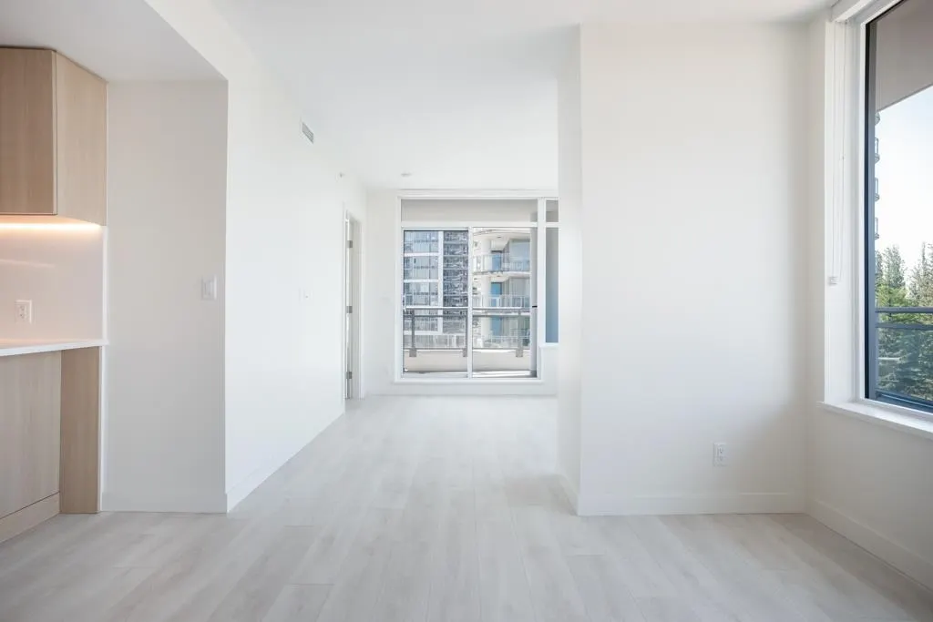 808 13318 104th Street