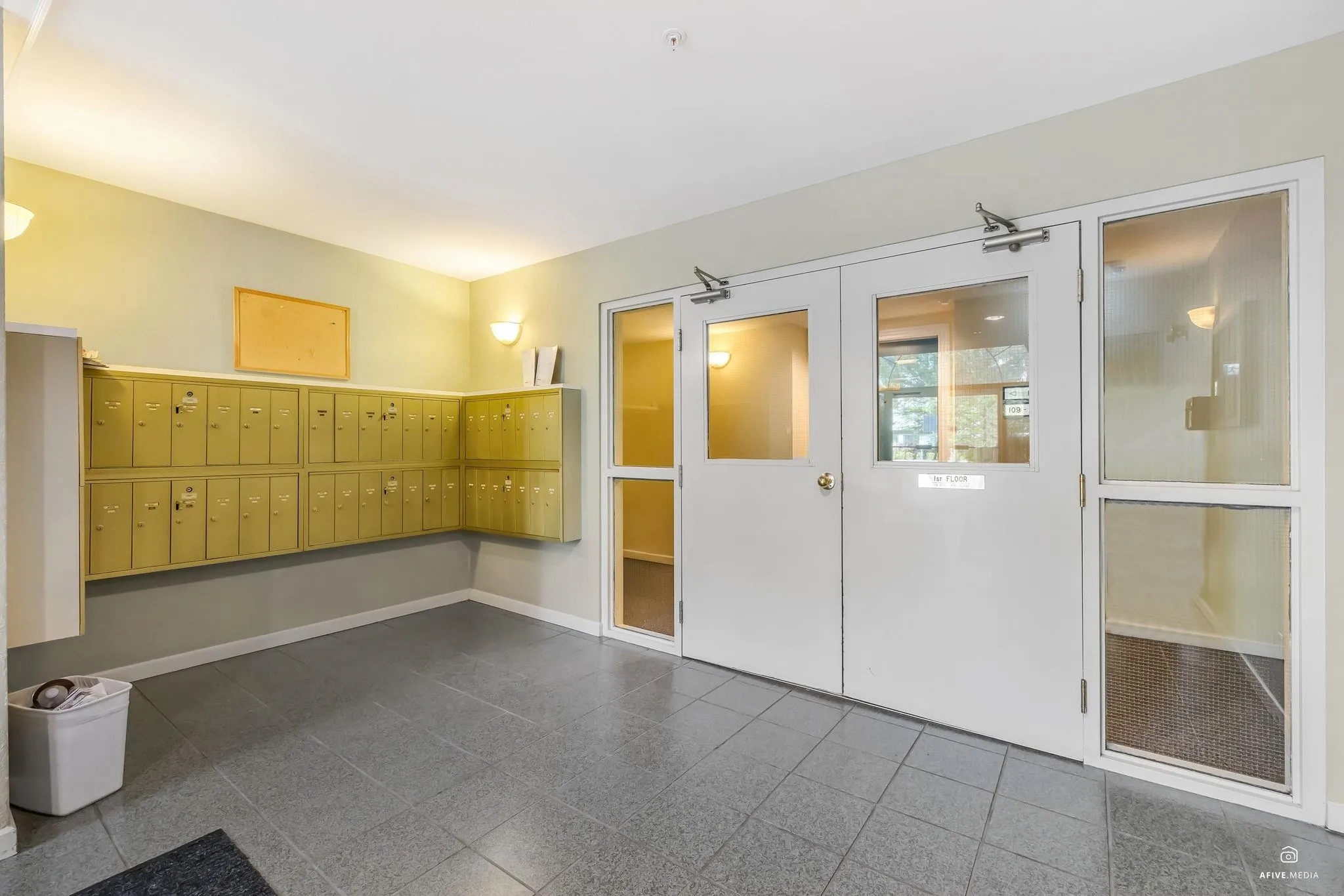 401 33708 King Road