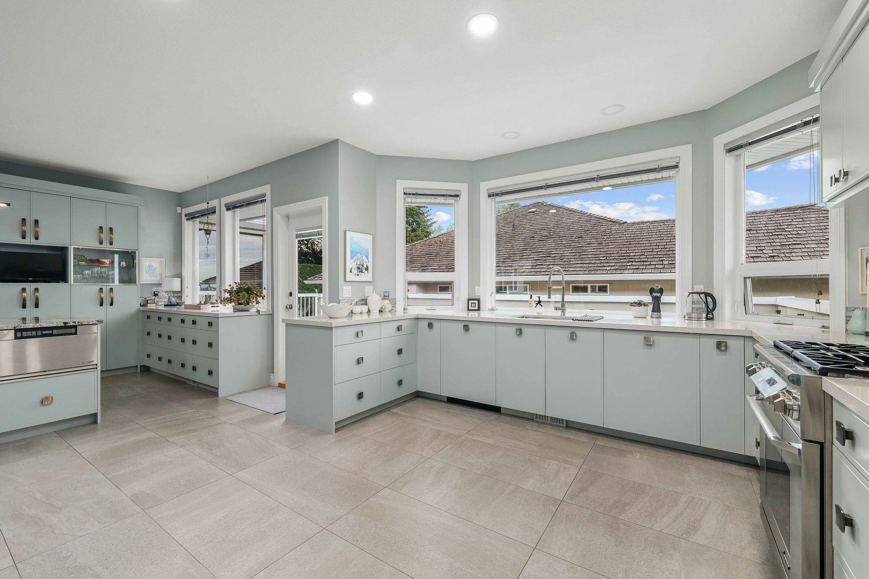 5634 Wellsgreen Place
