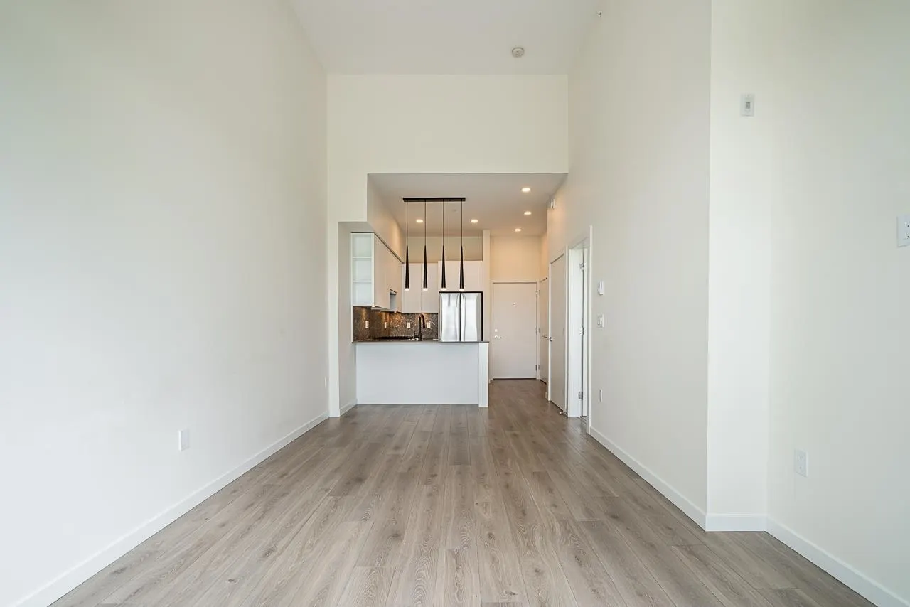 614 7920 206 Street