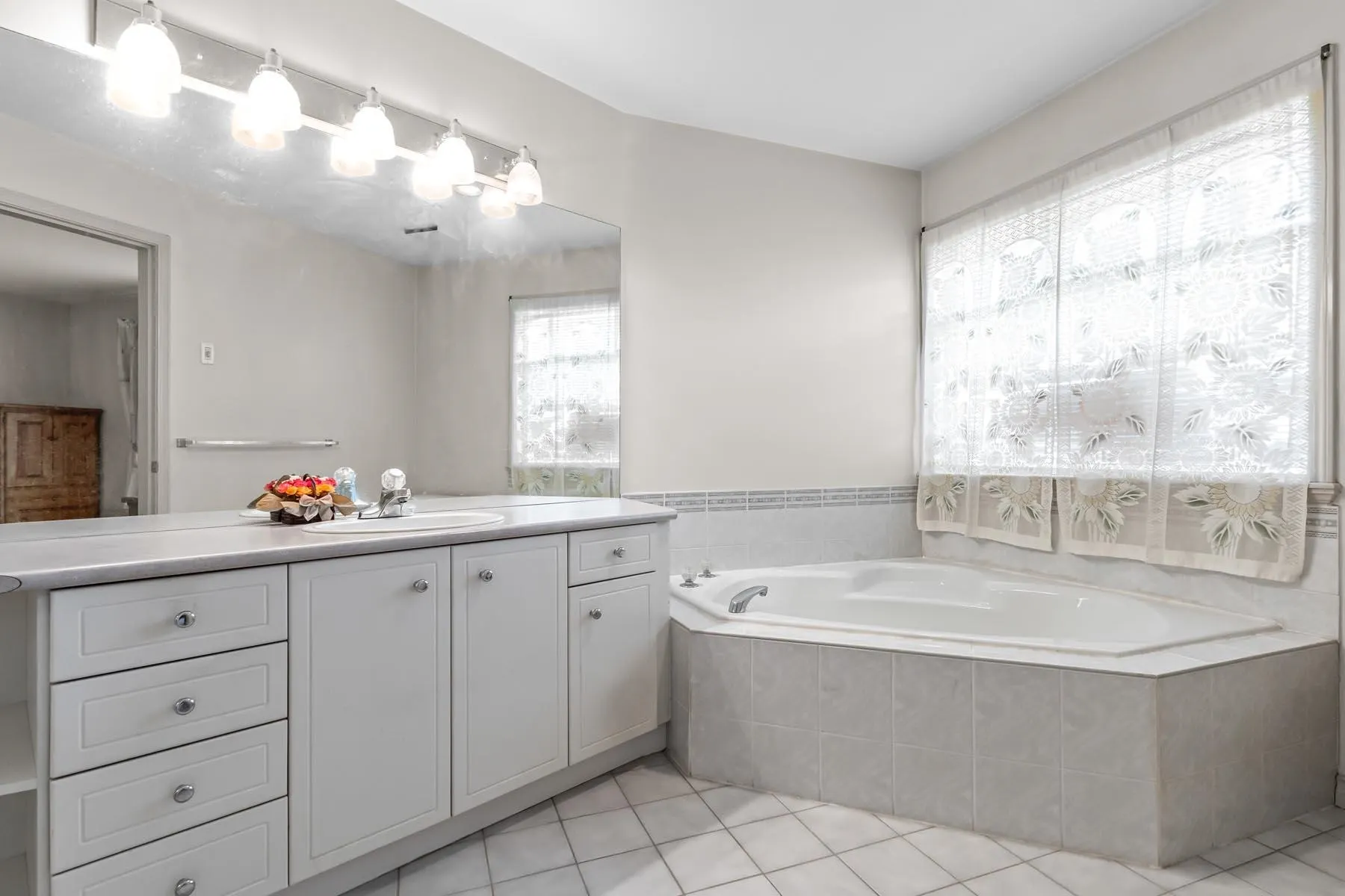2188 Tait Court