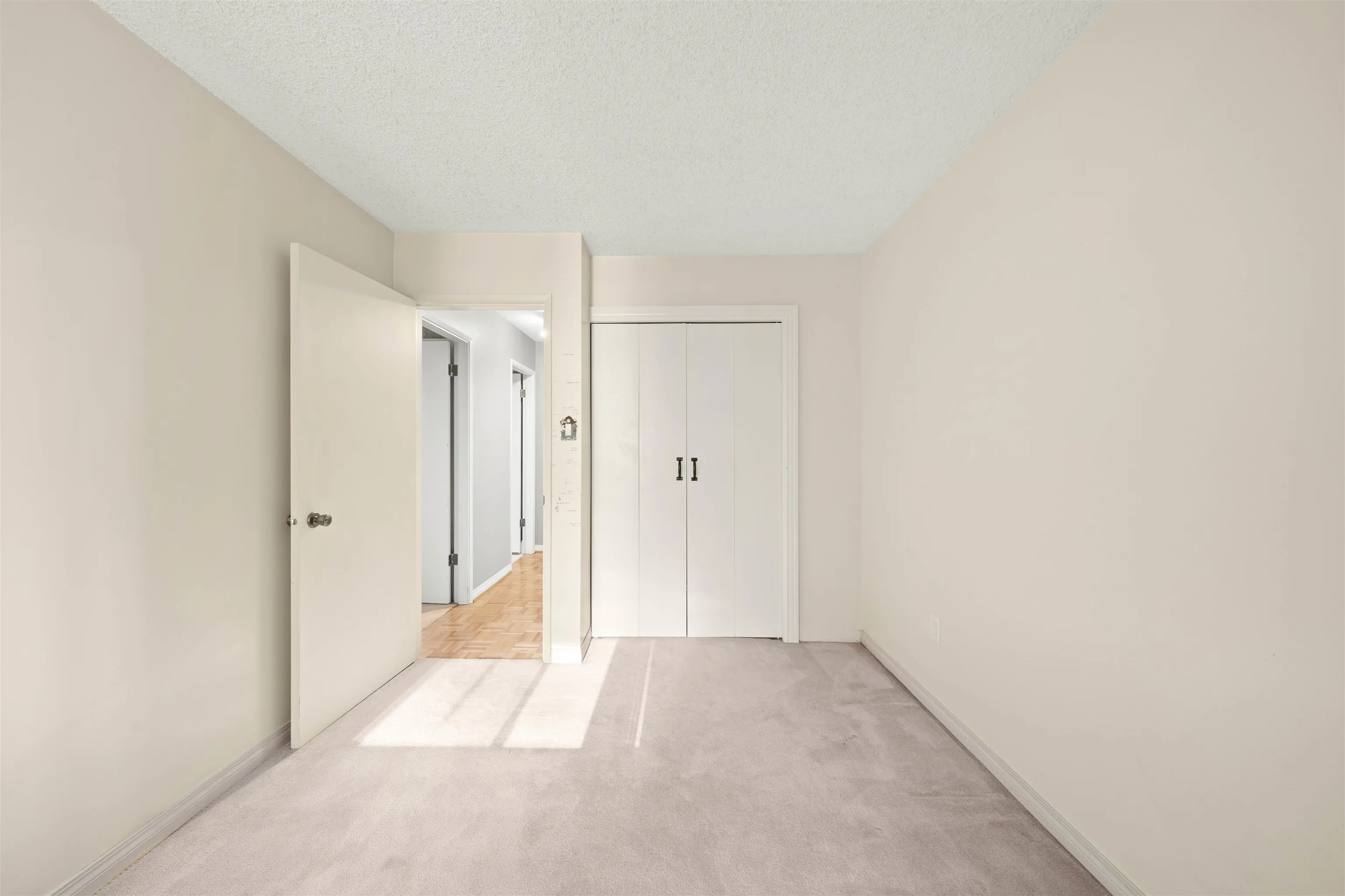 212 9270 Salish Court