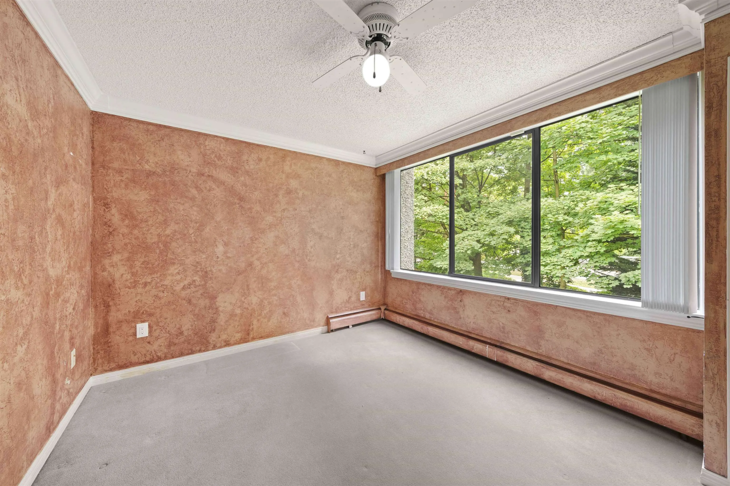 212 9270 Salish Court