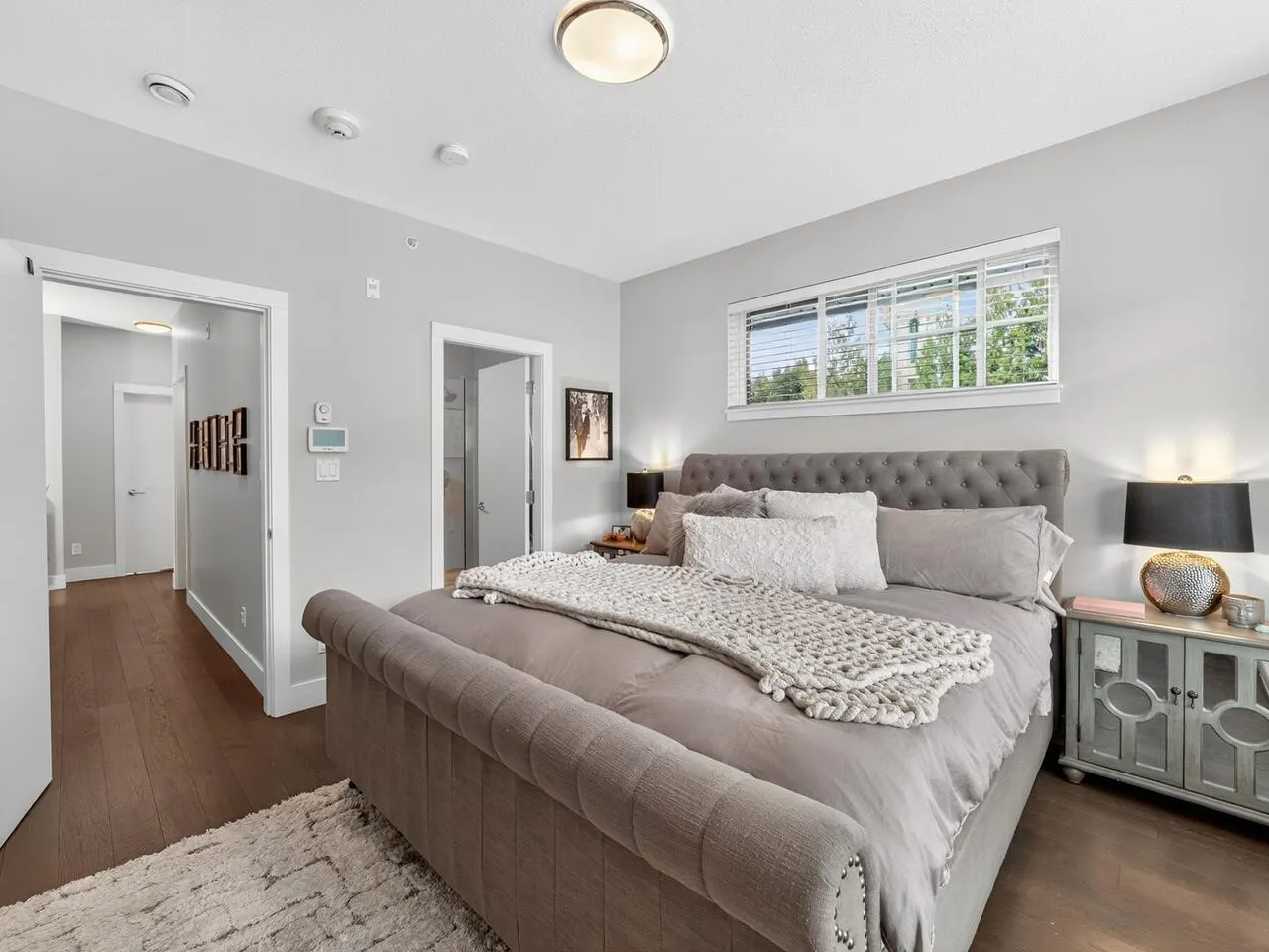 6 5068 Savile Row