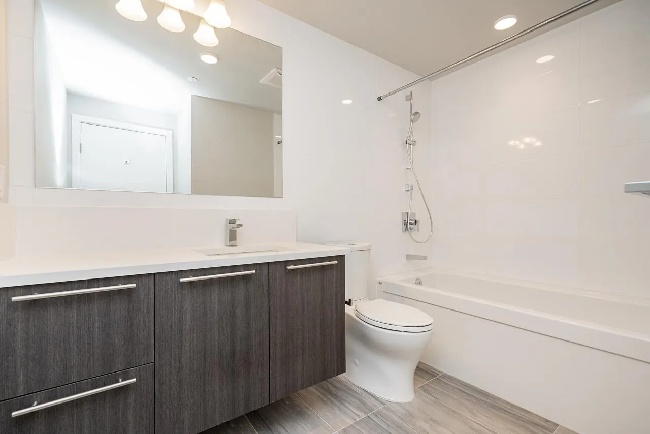 406 4963 Cambie Street
