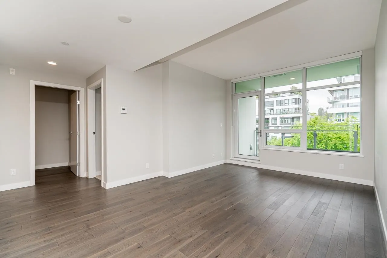 406 4963 Cambie Street