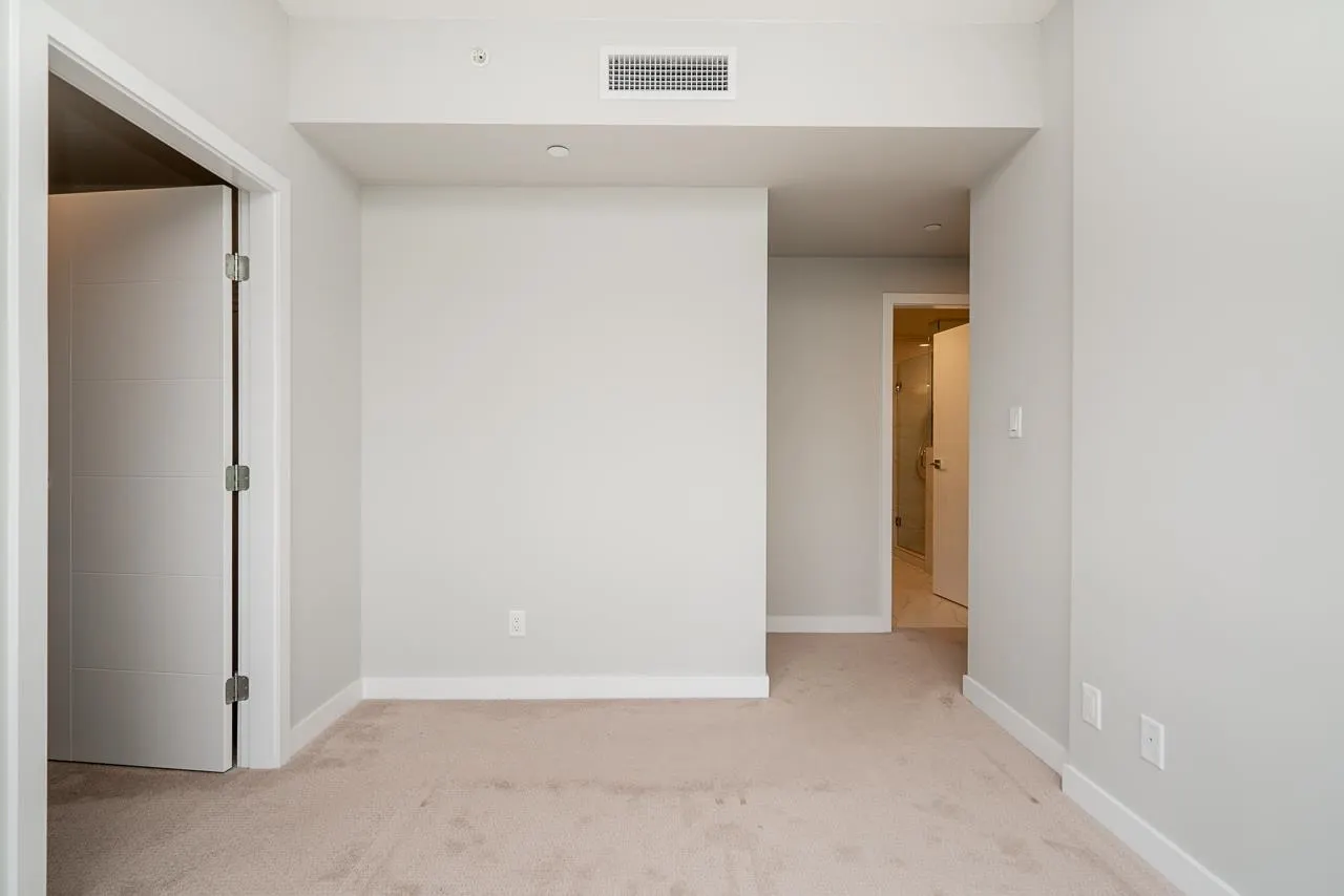 406 4963 Cambie Street