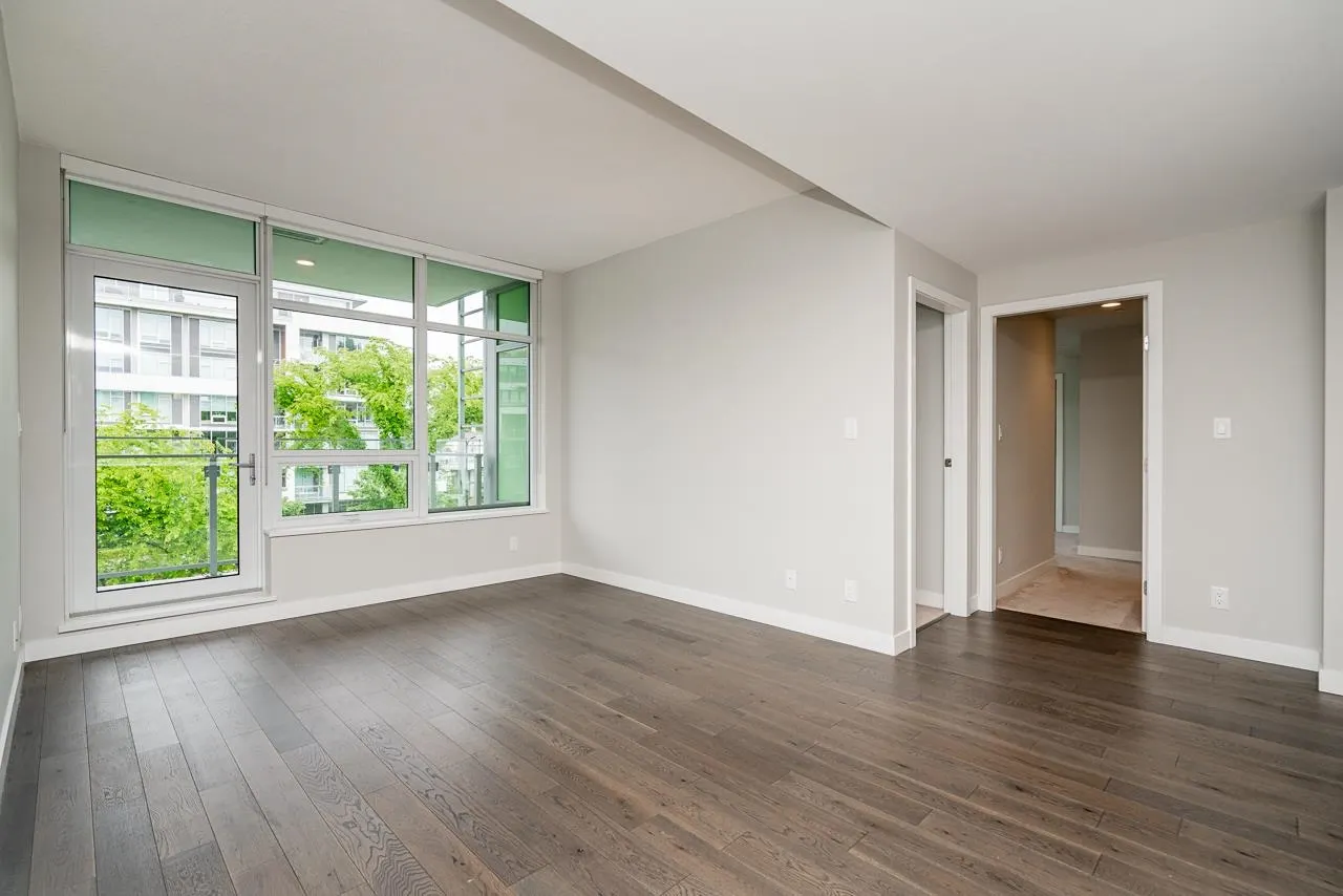 406 4963 Cambie Street