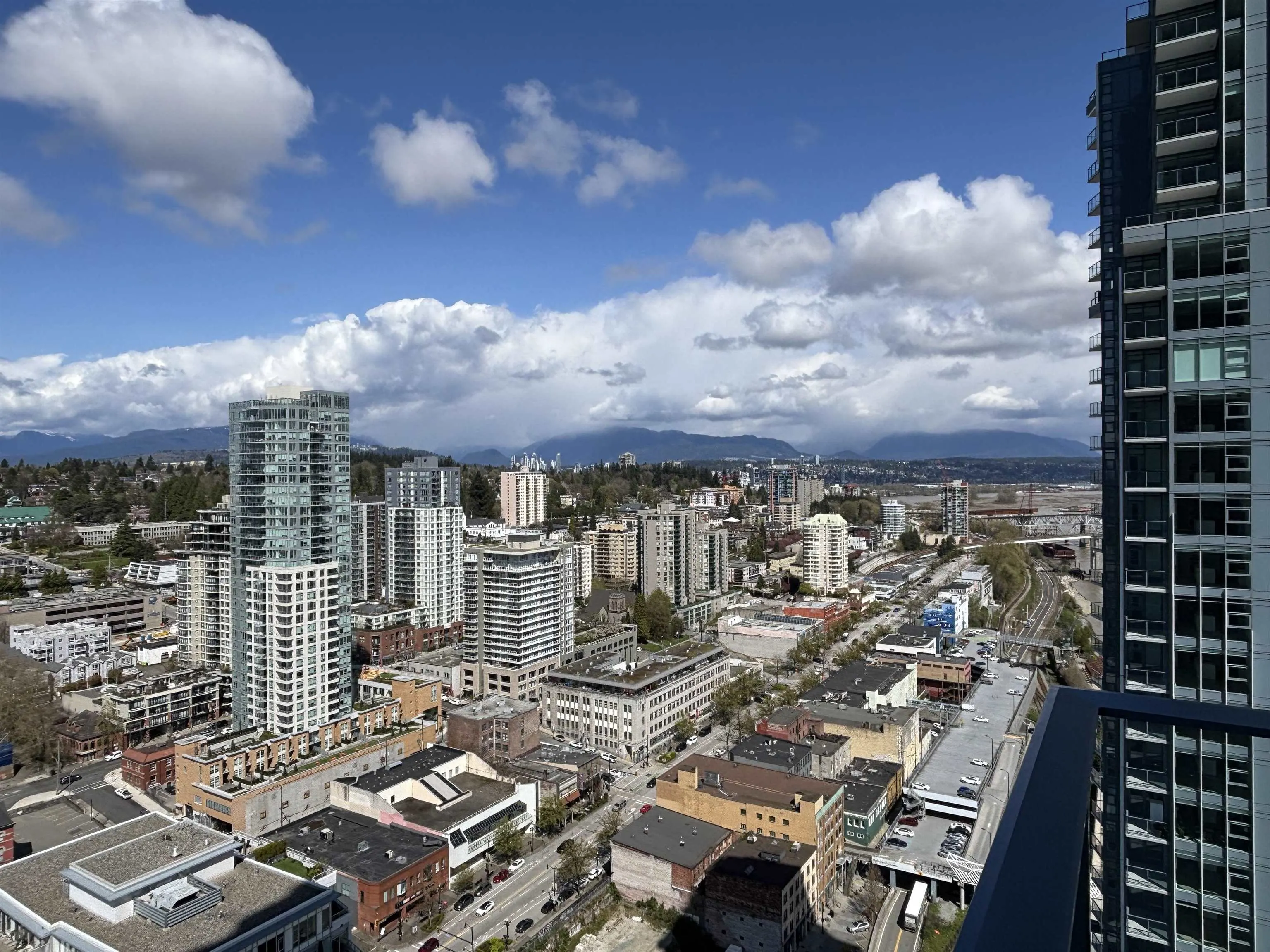 3004 680 Quayside Drive