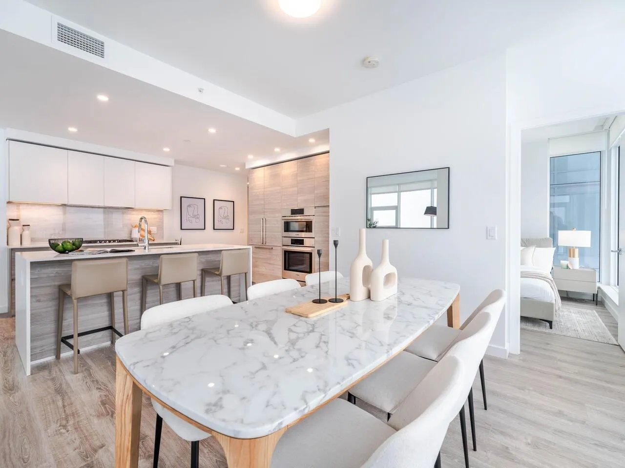 3004 680 Quayside Drive